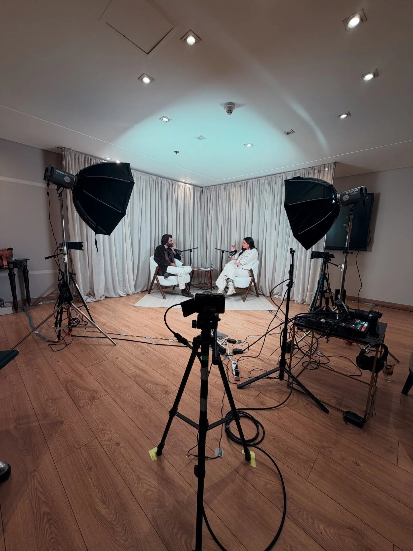 31-03-26
GRACIAS @marieclairemag @gerardangulo por esta linda conversaci&oacute;n✨🤍🧚🏻&zwj;♀️
Espero la vean y la disfruten

#lavidaeslinda🌴