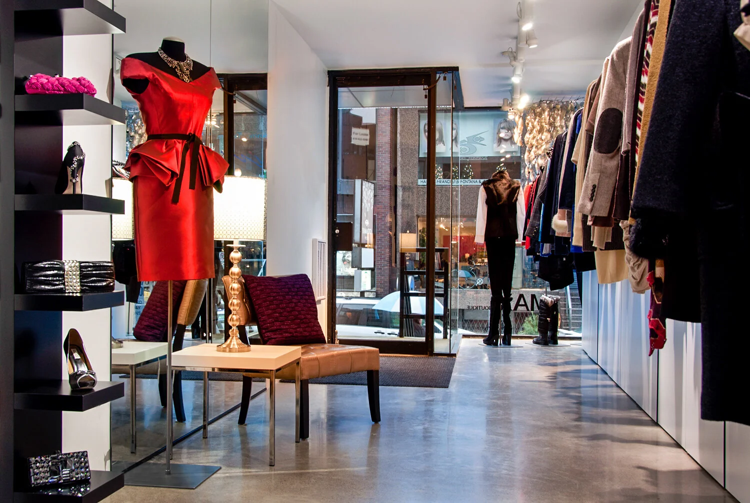 About — MAXI SHOP