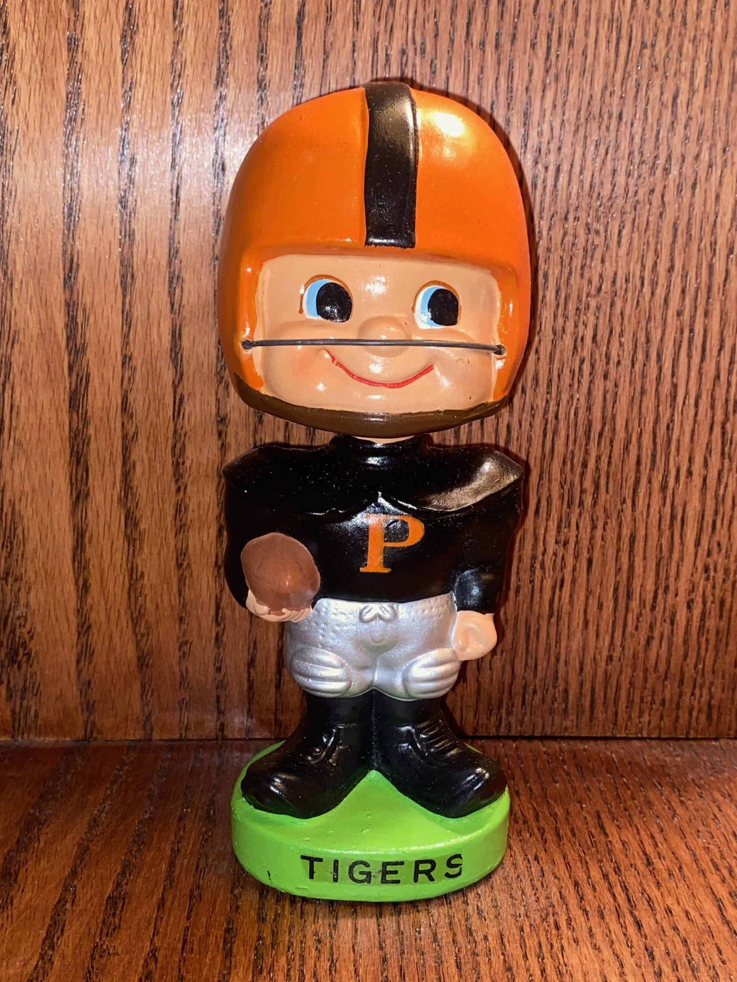 Princeton Tigers Nodder 1961-68 - Near Mint