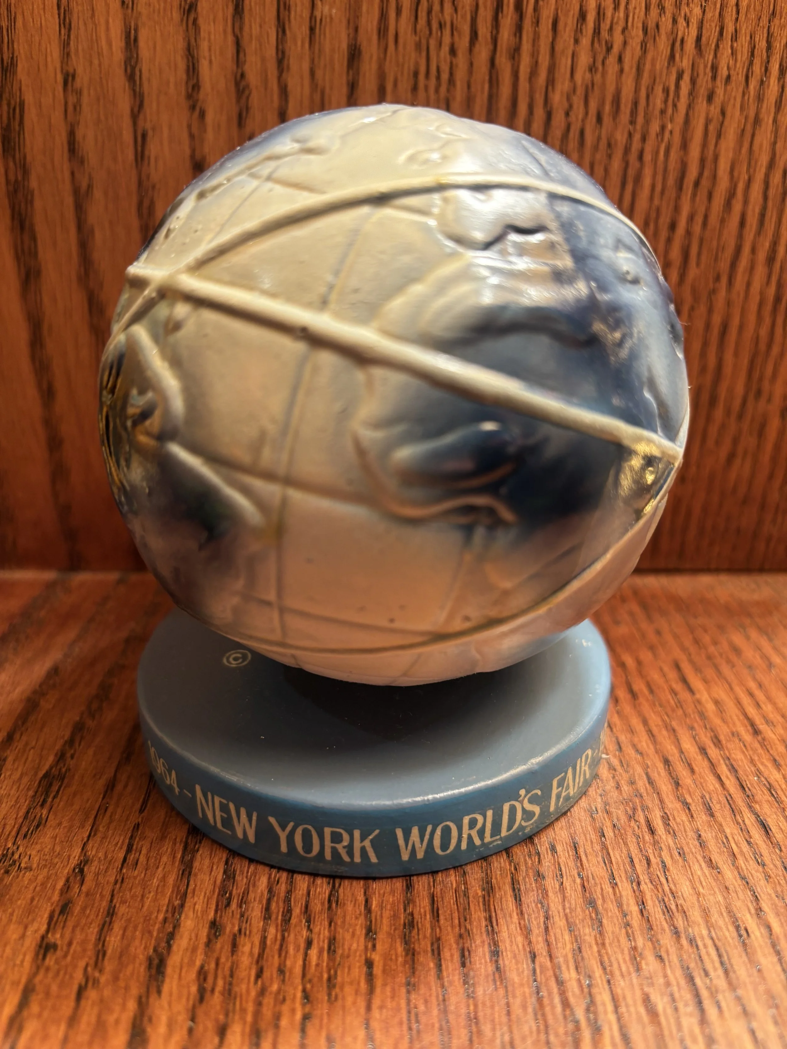 World Fair Unisphere Nodder 1964 - Near Mint Minus/Near Mint