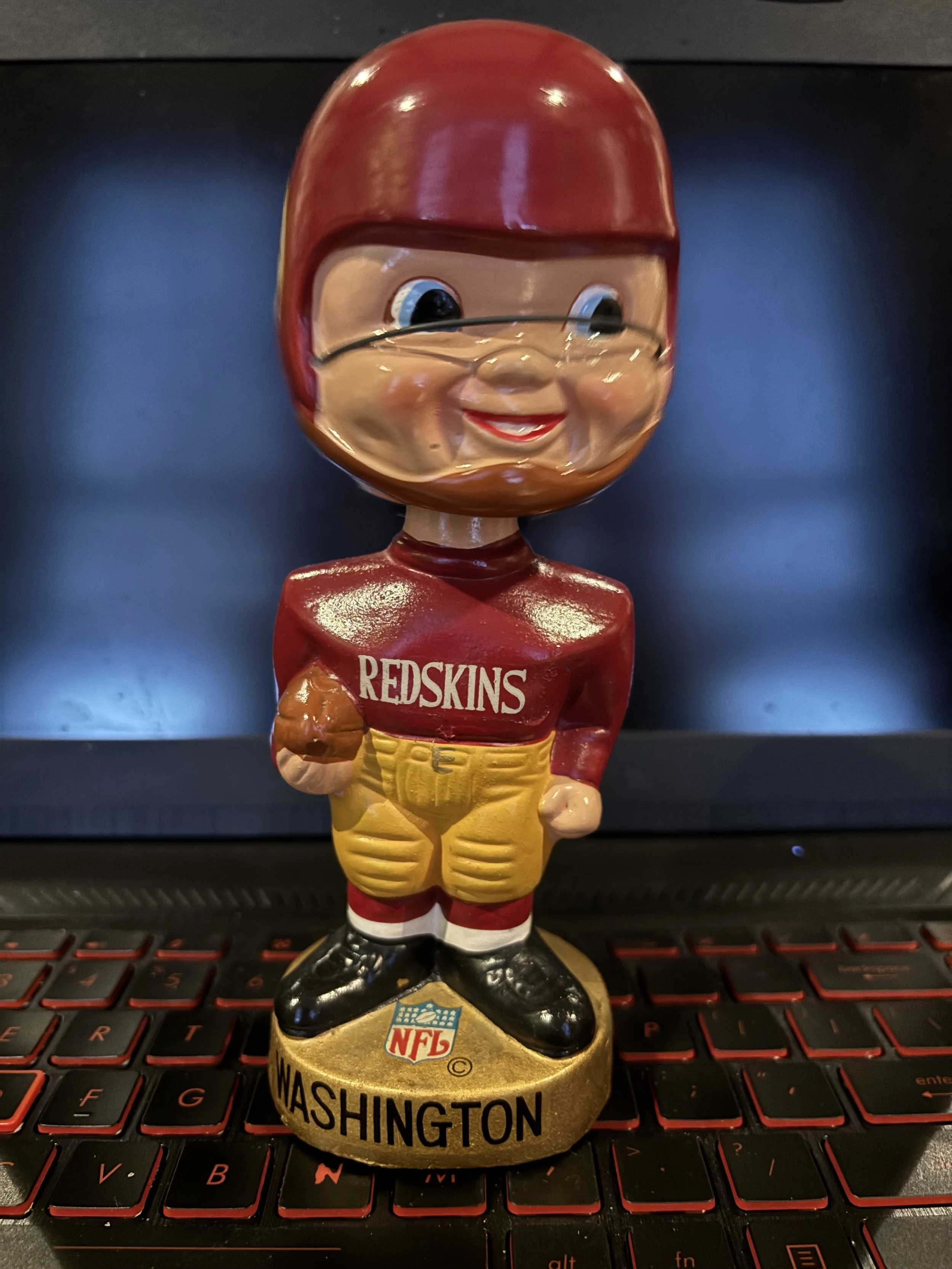 Washington Redskins Merger w/ Maroon Helmet and Indian Decal - Near Mint