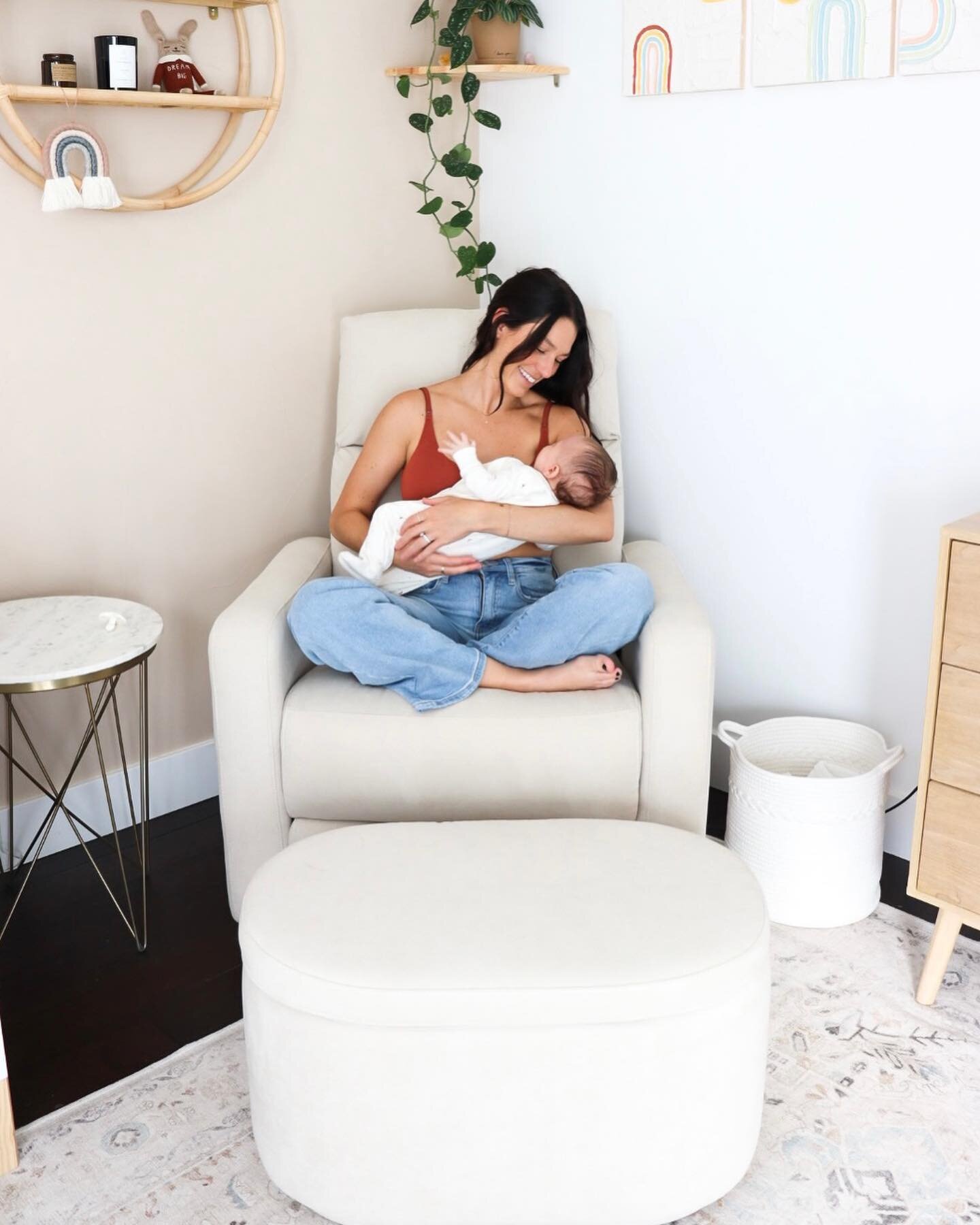 The zen corner🌱

Our favorite spot in the nursery. The Glider Plus + ottoman by @nurture_and 🤎is where we spend majority of our time feeding, napping, rocking, gliding, crying,
pooing and cuddling!

I could hold her like this forever!

#nursery #ze