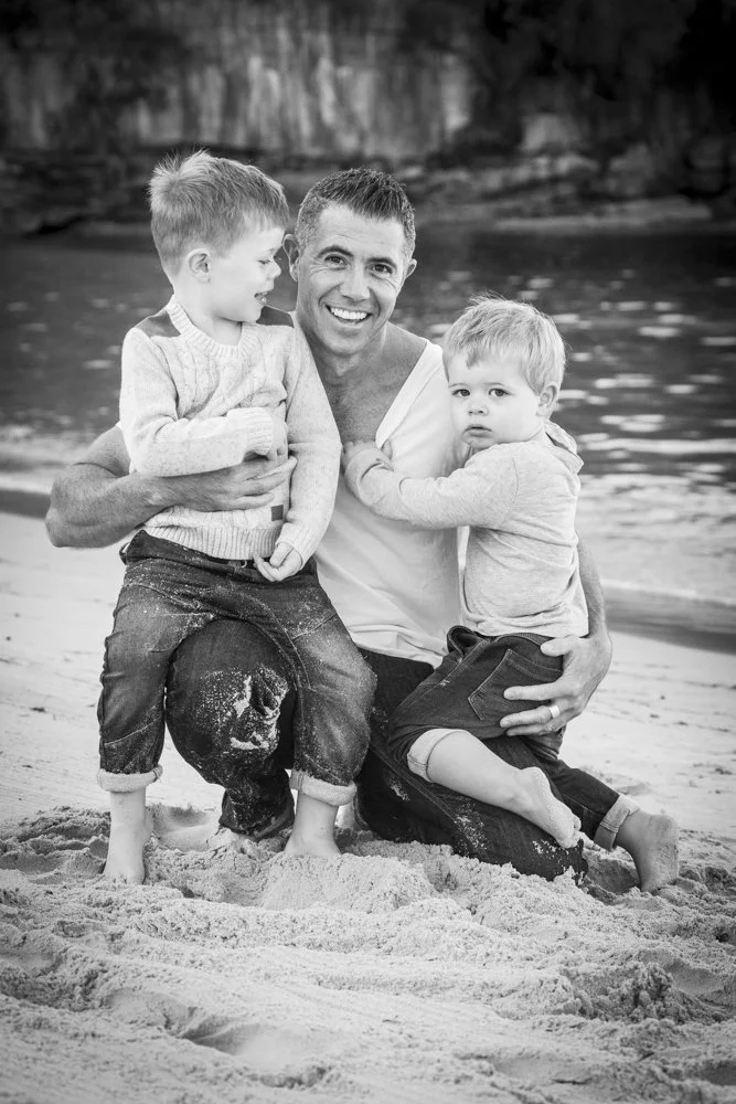Anna&Matt family LR-13.jpg