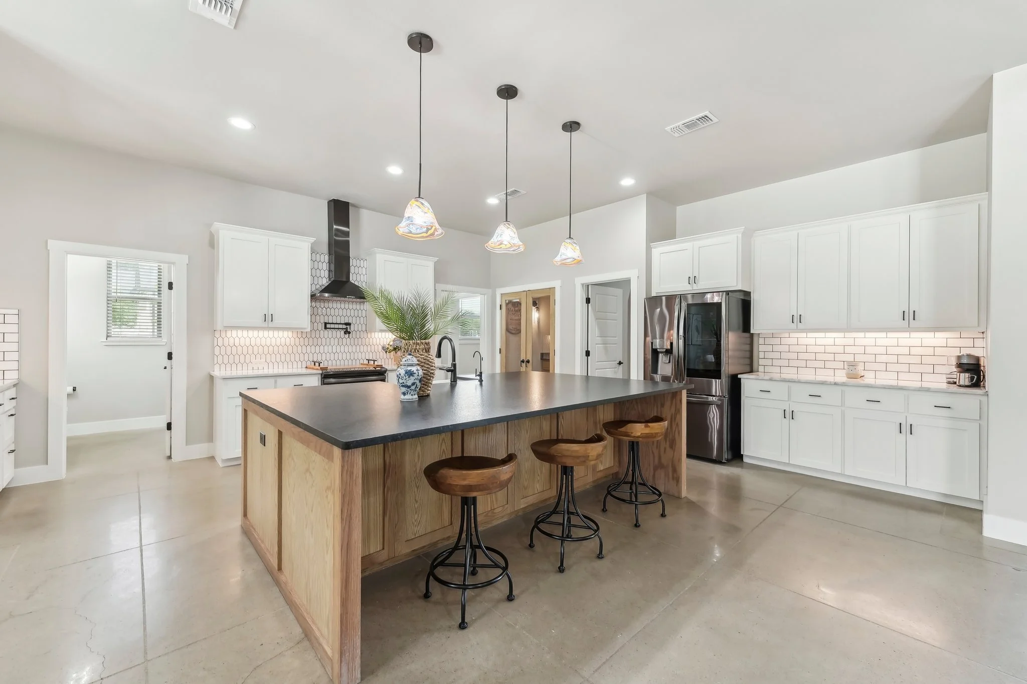 25-web-or-mls-Van Bibber Rd-1305-023.jpg