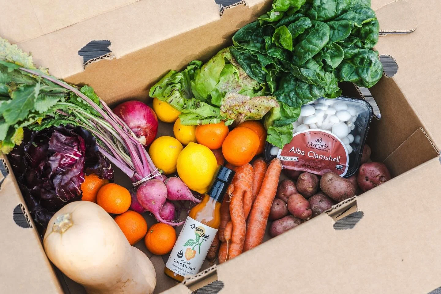 🎉NEW FEED Bin Hub alert! Attention Geyserville &amp; Cloverdale folks, we just added a new pickup spot, @localstastingroom, right in downtown Geyserville! We&rsquo;re excited to partner with this lovely local business that brings together the charm 