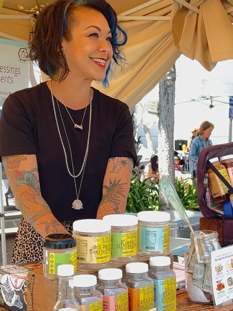 ✨@goldenstatepickleworks is connecting old school techniques with new world flavors. Stock up on their pickled veggies, slaws, kimchi, dressings, aioli&rsquo;s and more during the SALE right now in FEED&rsquo;s online storefront!

🌶️ Made with organ