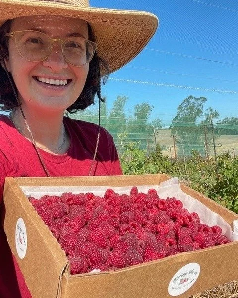 Local Raspberries from @boringfarm are available this weekend for Wholesale customers! Boring Farm is a woman-owned, Certified Organic Raspberry U-Pick Farm nestled between Sebastopol and Petaluma out in the idyllic West County hills. 

Owner Rachel 