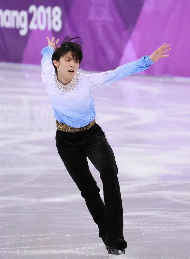 What Skater Yuzuru Hanyu Wore to Gold