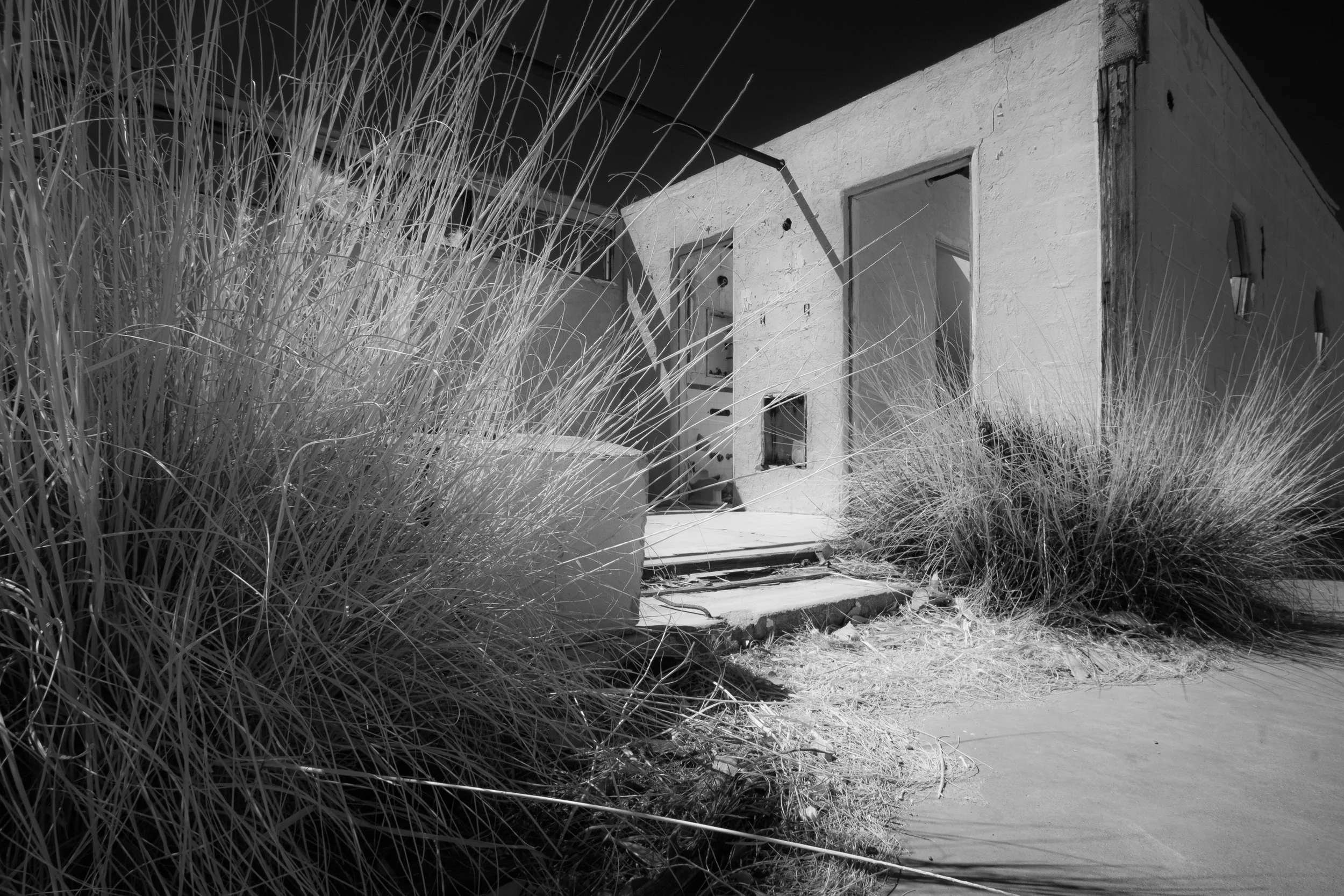 abandon_condos_borrego-5.jpg