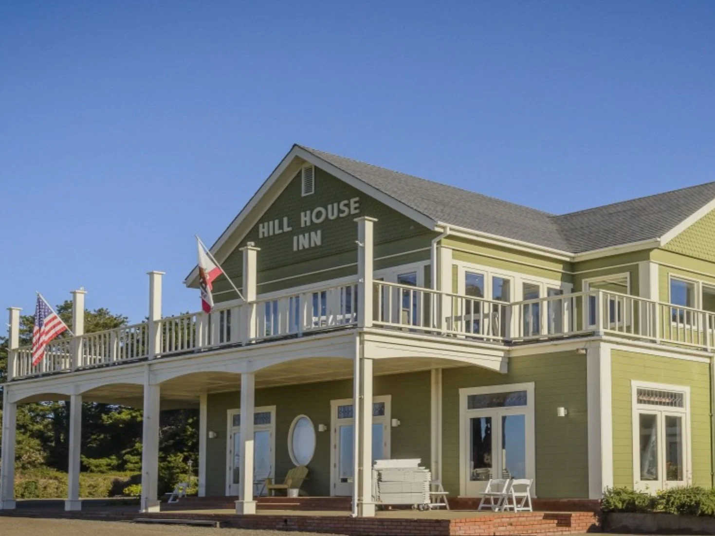 Hill House Inn