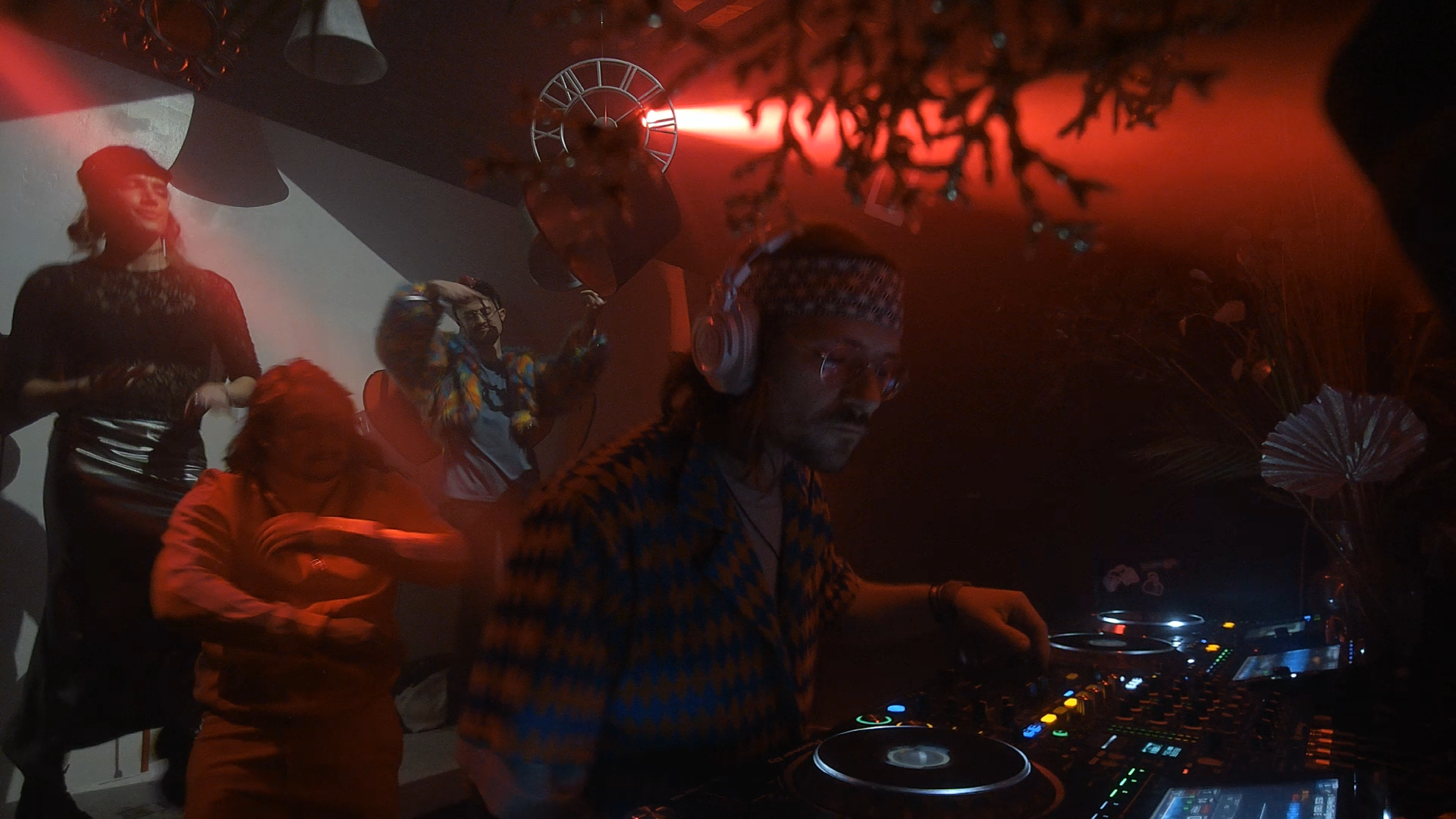 Yes, okay, I’m a DJ