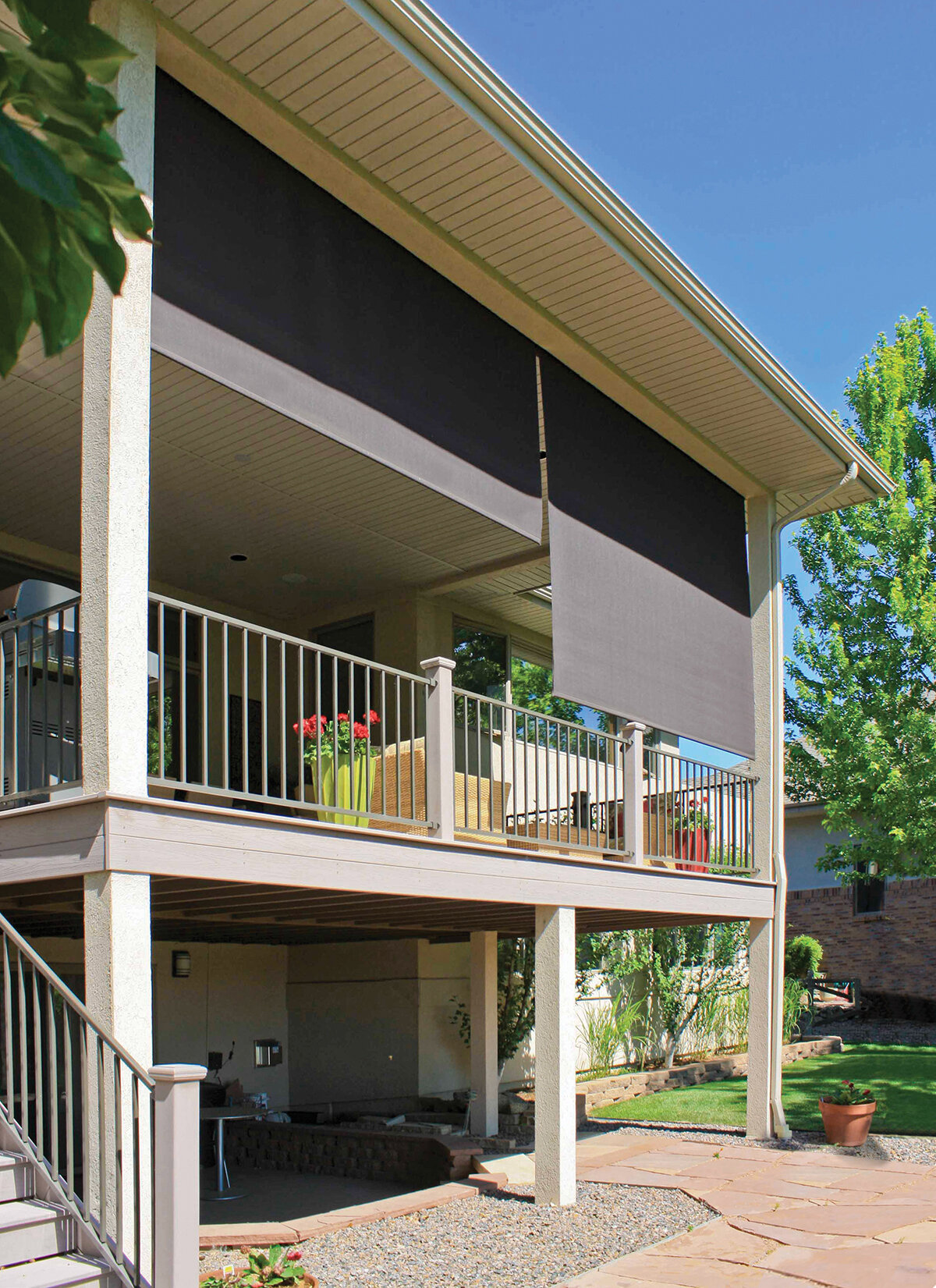 2600-patio-shade-exterior-view-black.jpg