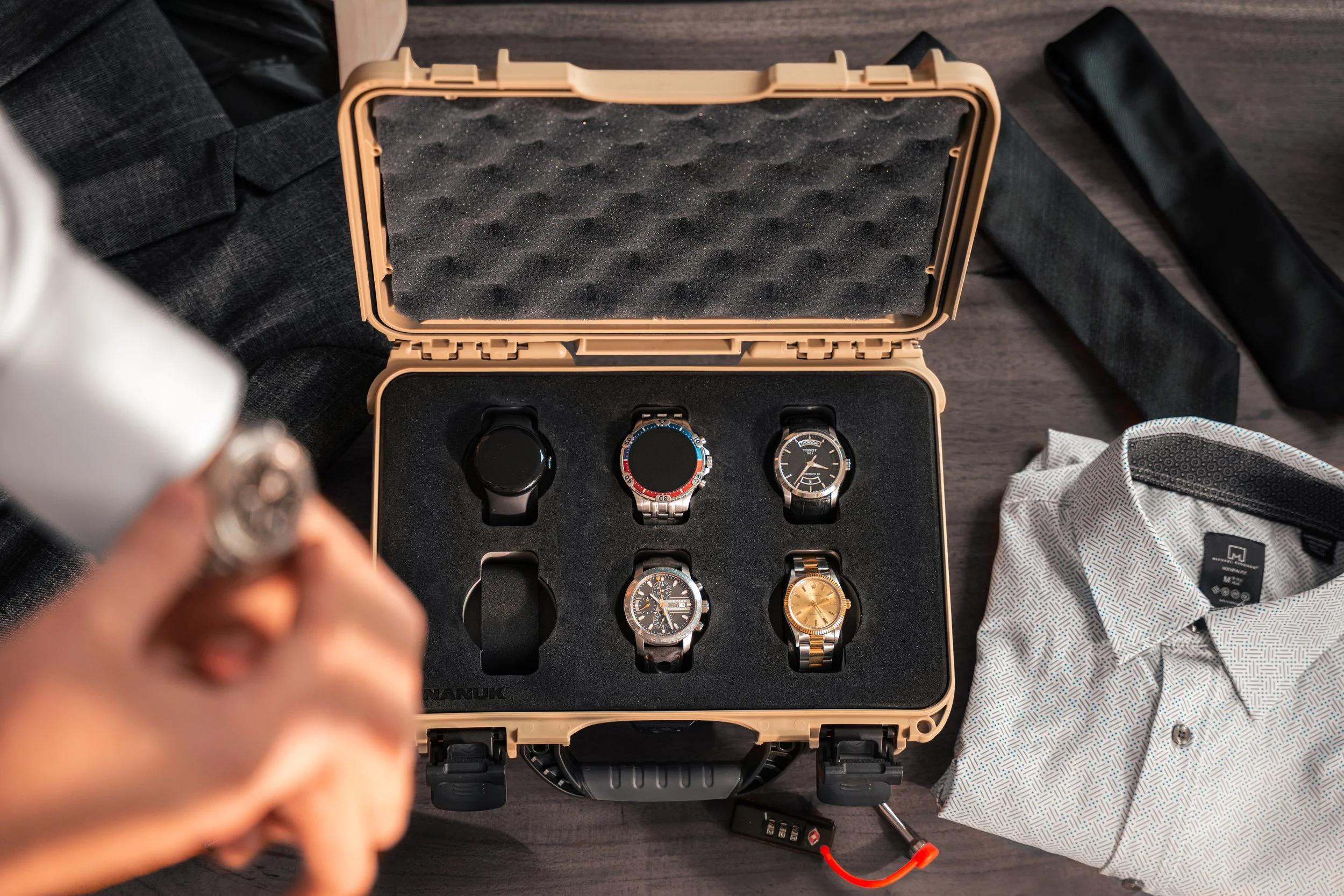 Nanuk Watch-3-2.jpg
