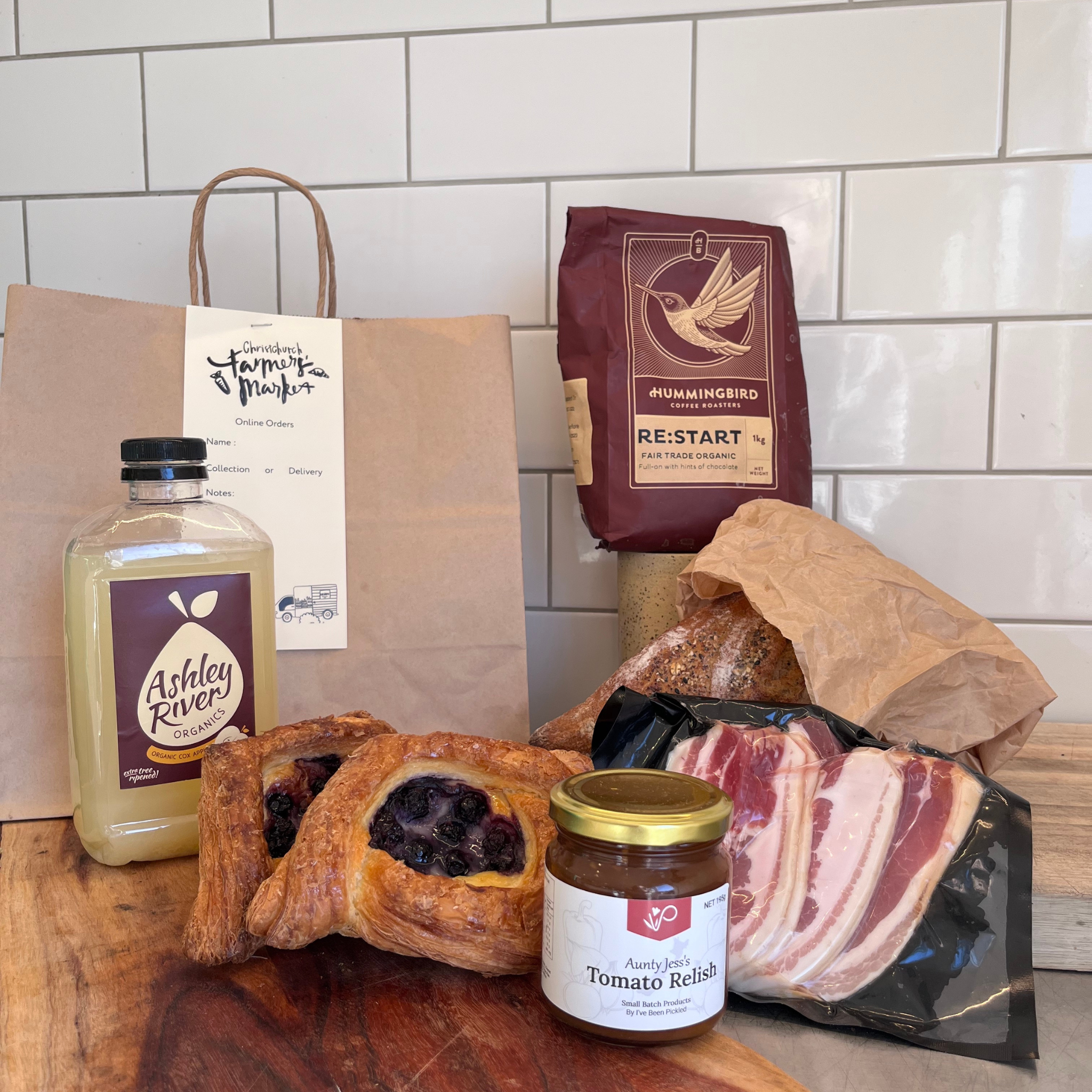 CFM Hampers