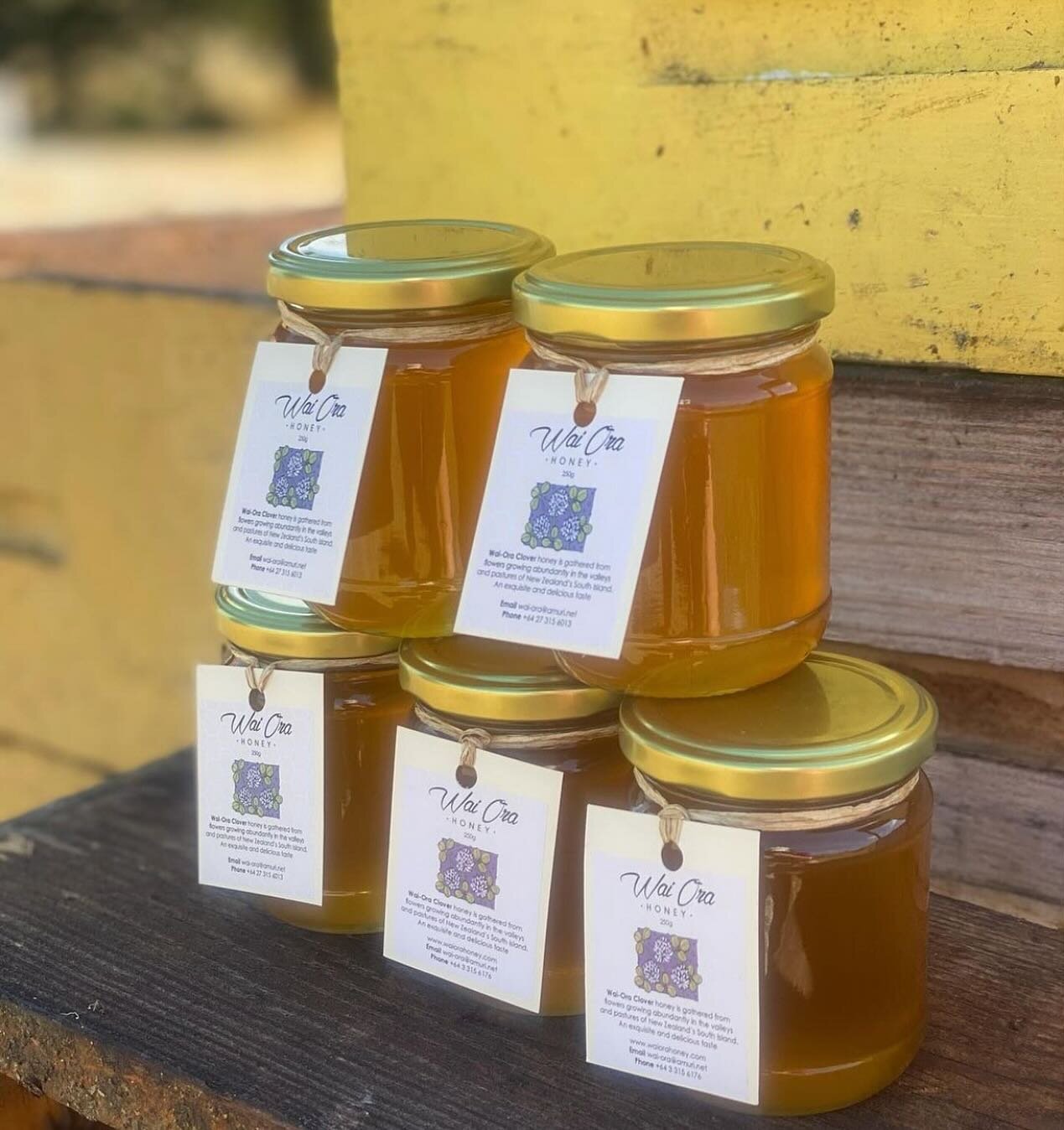 New seasons Raw Clover Honey from @waiorahoney available from tomorrow so come and see the team on the riverside near the big house.

9am - 1pm 🐝🍯