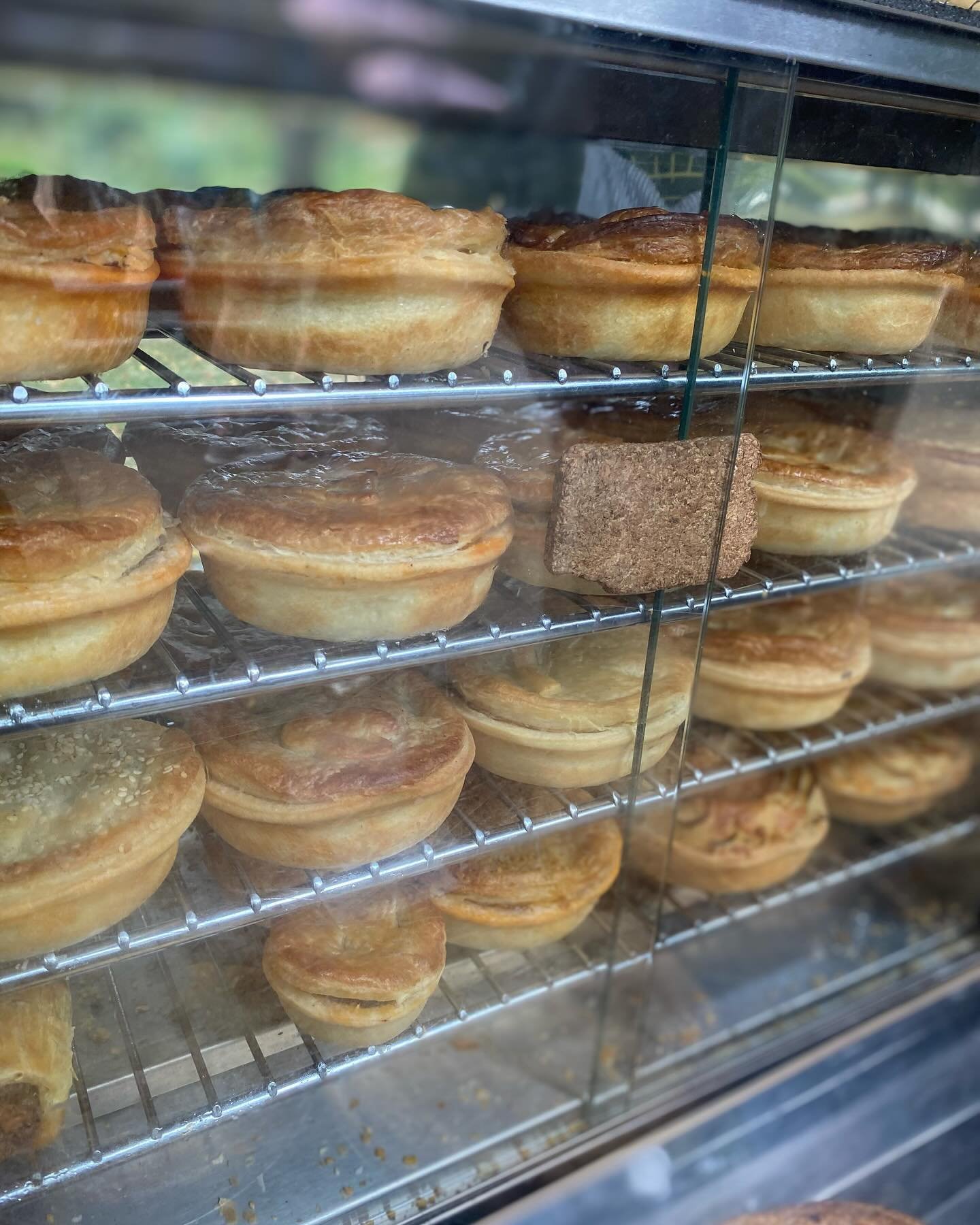 If you want something warm and toasty tomorrow morning come and grab a pie from @hoperiverpies 

For more than 18 years Craig Minehan has been baking pies for the people of Christchurch &amp; Lyttelton. 
​
Formerly the Bridge Street Bakehouse, Hope R
