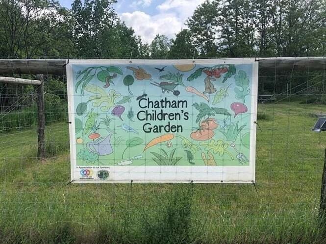 Crellin Park Children’s Garden Volunteer Day draws a crowd