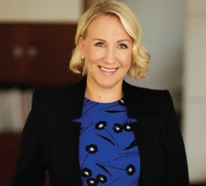 Mari Ashted featured in Business Chicks Latte Magazine