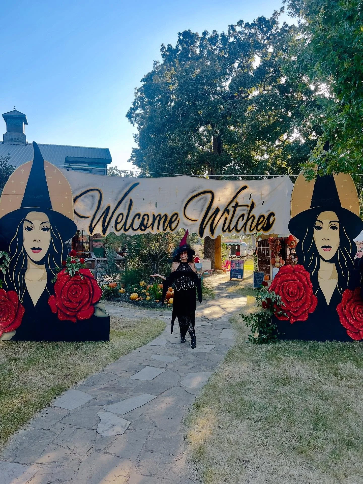 ✨ Yesterday I had the honor of reading tarot at @junkgypsy Practical Magical Prom in Round Top, Texas &mdash; a night to celebrate the Season of the Witch 🔮🖤

The energy was pure magic &mdash; sequins, spells, sisterhood, and intuition all under on