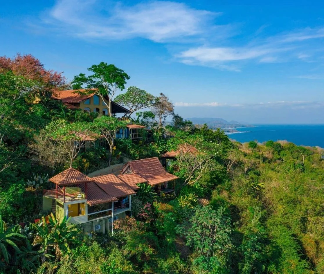 8 DAYS AND 7 NIGHTS IN

MONTEZUMA, COSTA RICA 🌴🦜🏖️

Join The Blank Space Yoga for a soul-nourishing retreat at Anamaya Resort &mdash; a sanctuary perched high above the sparkling beaches of Montezuma, surrounded by the lush jungle canopy of Costa 