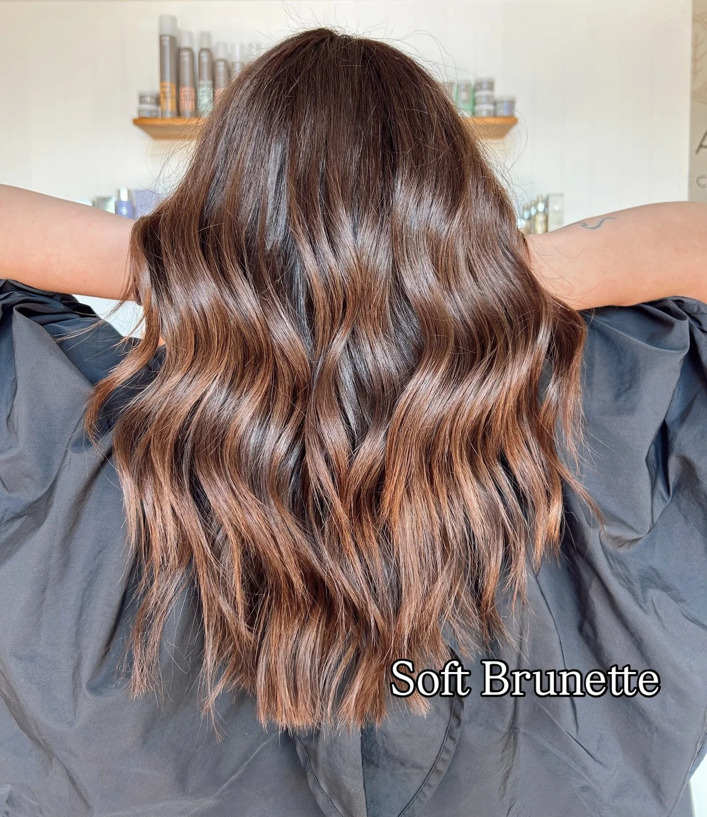 Healthy, glossy brunettes 🤍

Colour designed to grow out softly &amp; beautifully.

Appointments available with our team ✨
Book via the link in bio

#sunshinecoasthairdresser #coolum #livedinhair #brunettebalayage #noosahairdresser