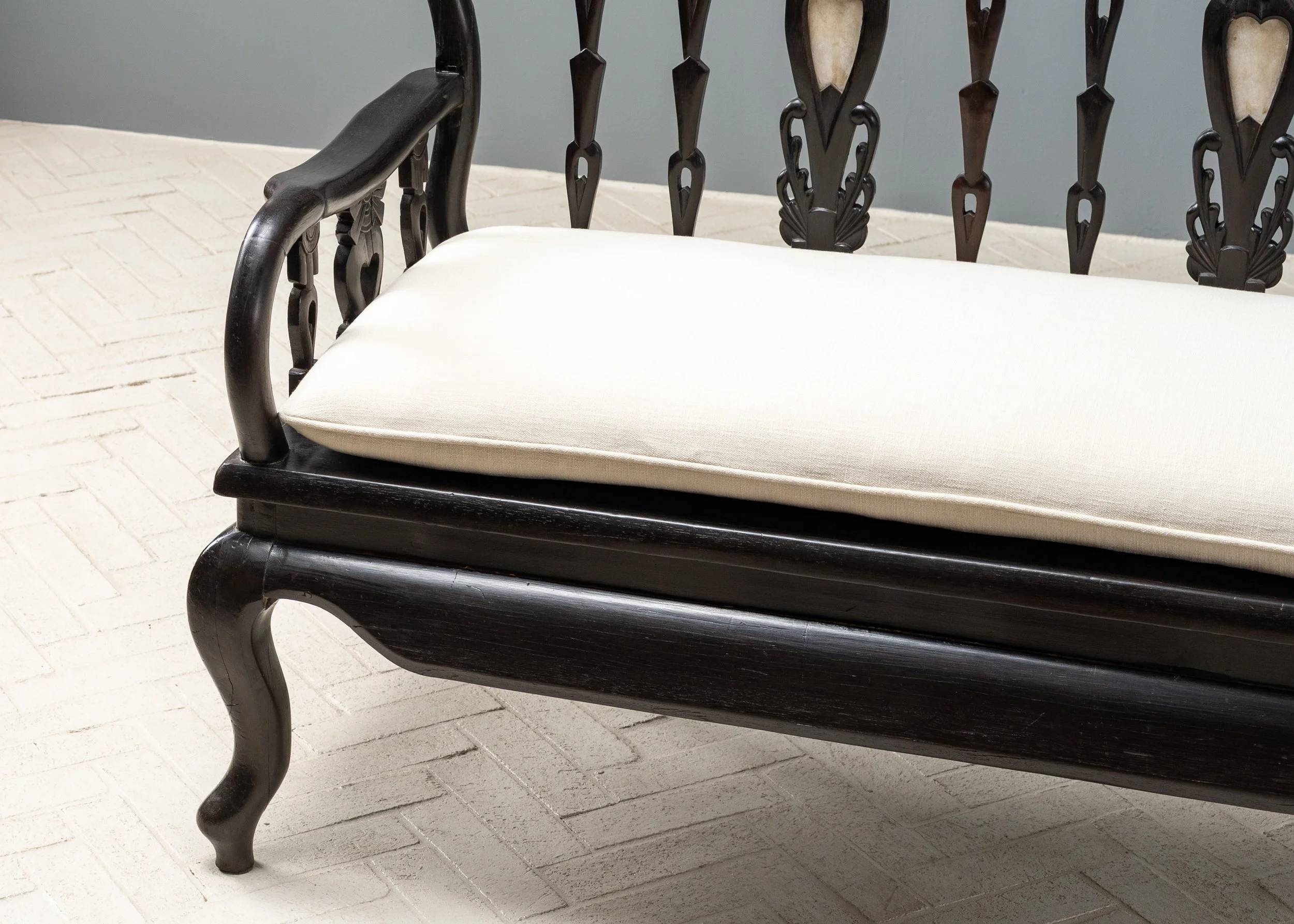 shanghai-art-deco-settee-resideinc-2.jpg
