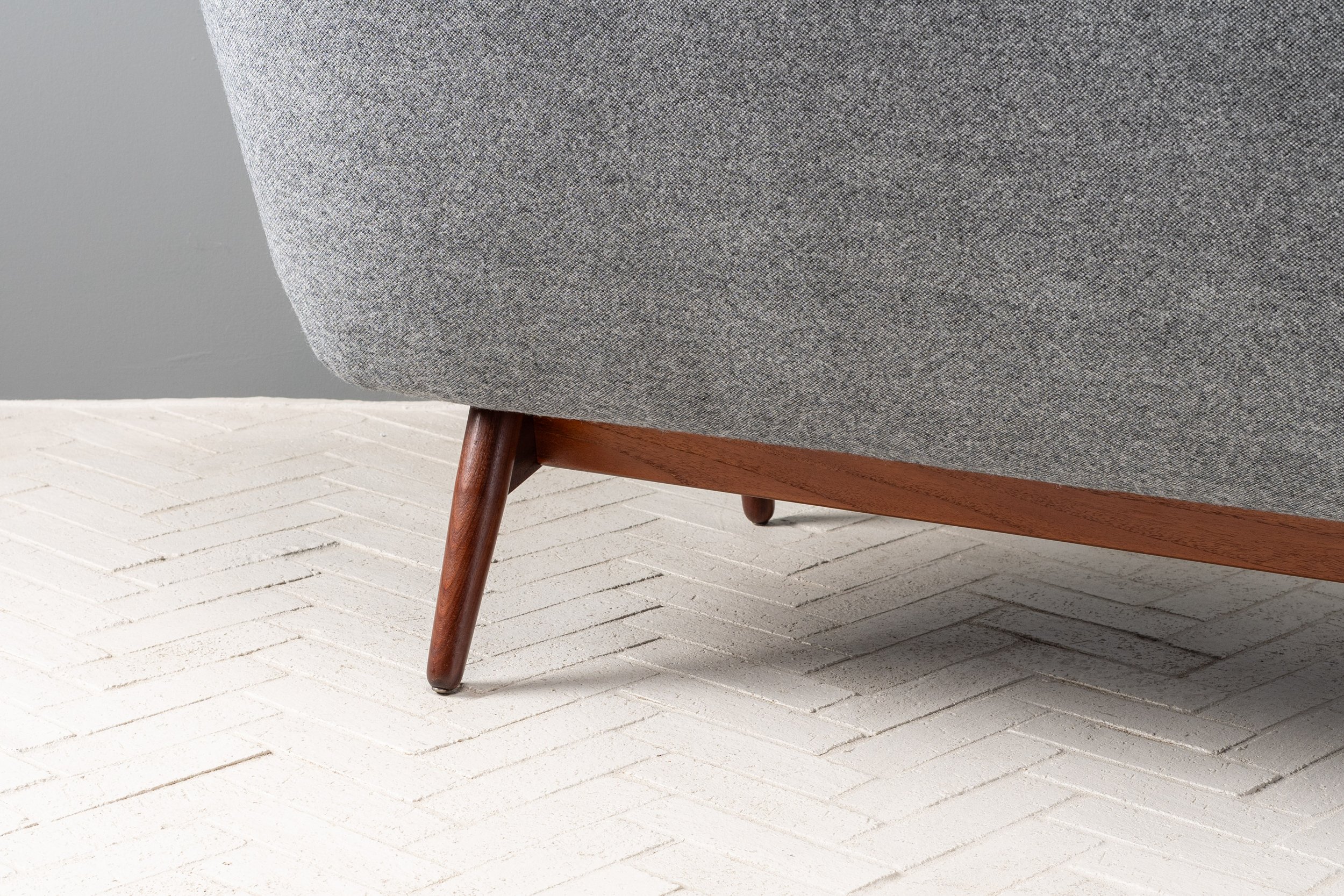 georg-tanier-selection-teak-couch-resideinc-15.jpg