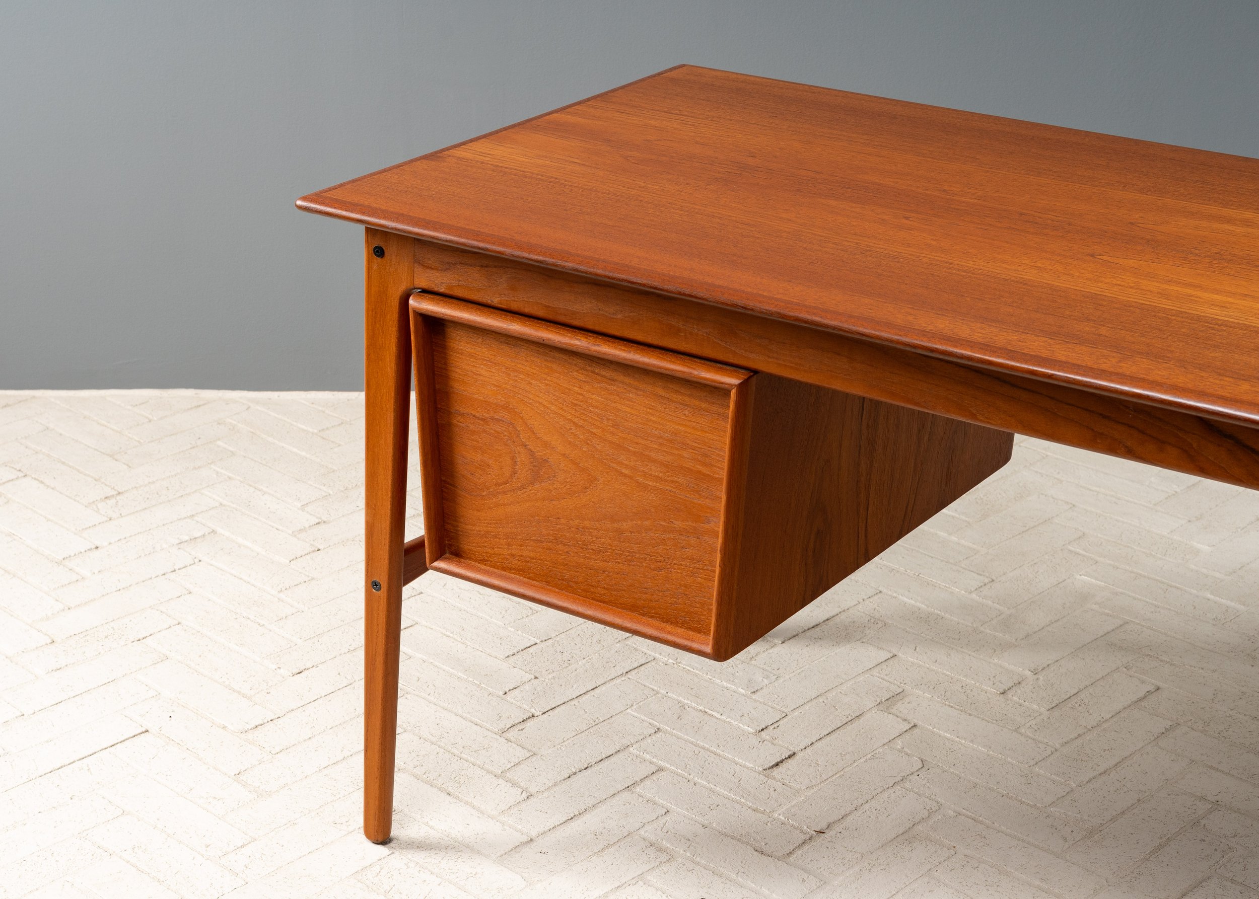 aksel-boll-jensen-expandable-teak-desk-resideinc-18.jpg