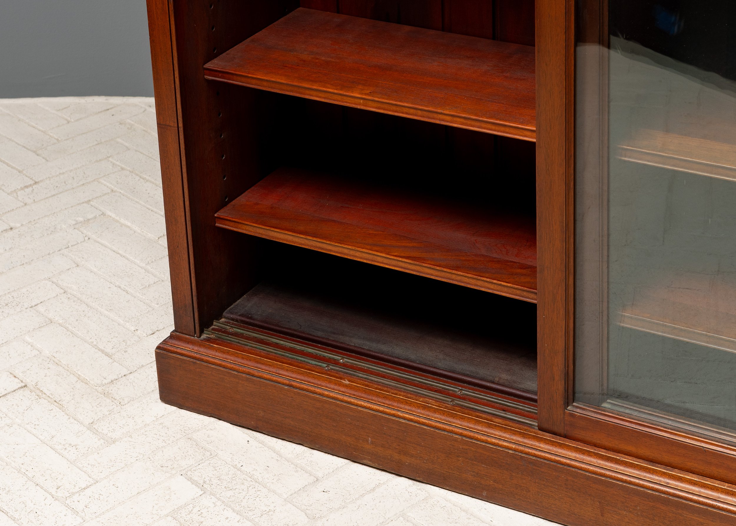 davenport-cuban-mahogany-bookcase-reside-inc-18.jpg