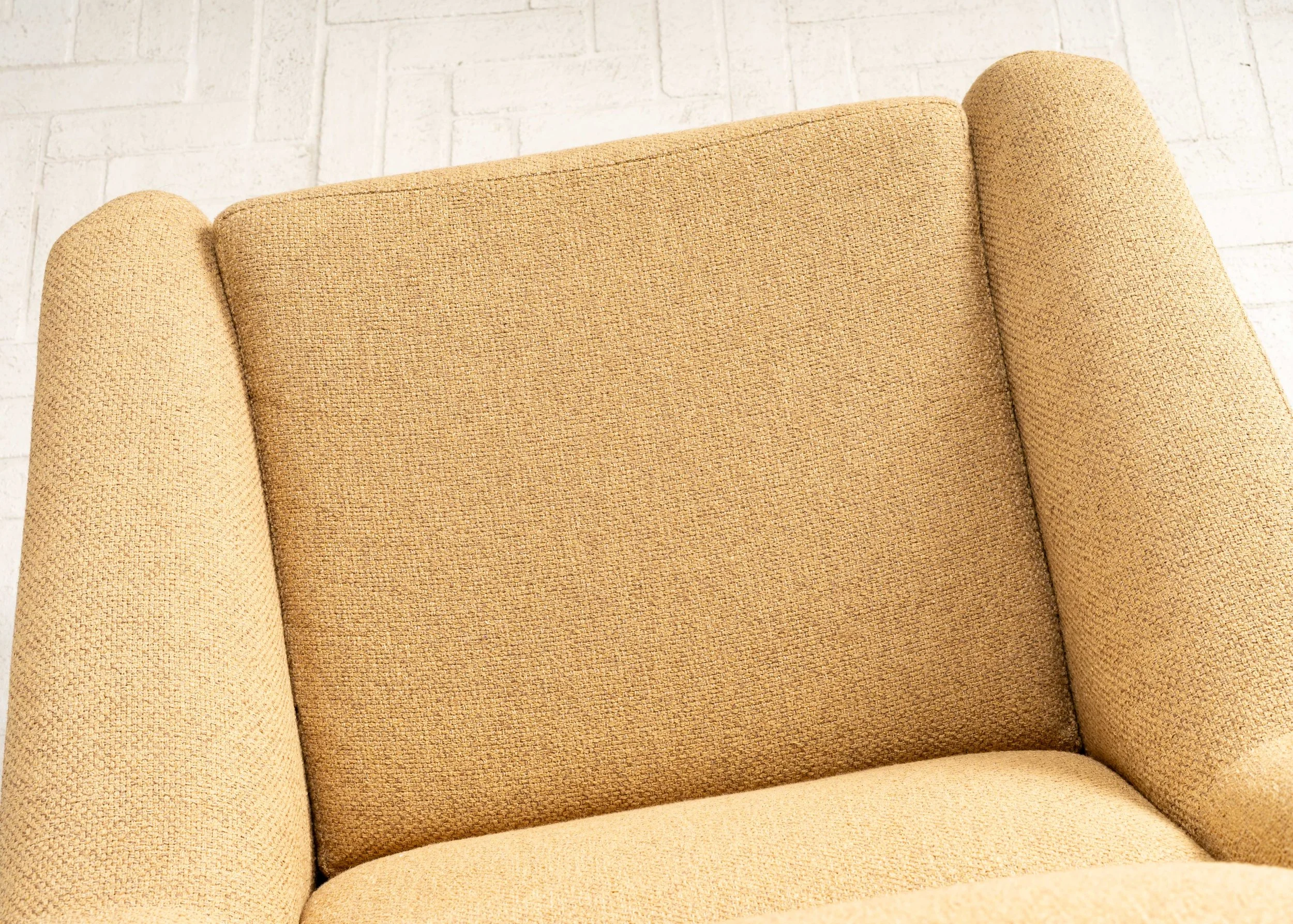 folke-ohlsson-dux-lounge-chair-ottoman-resideinc-19.jpg