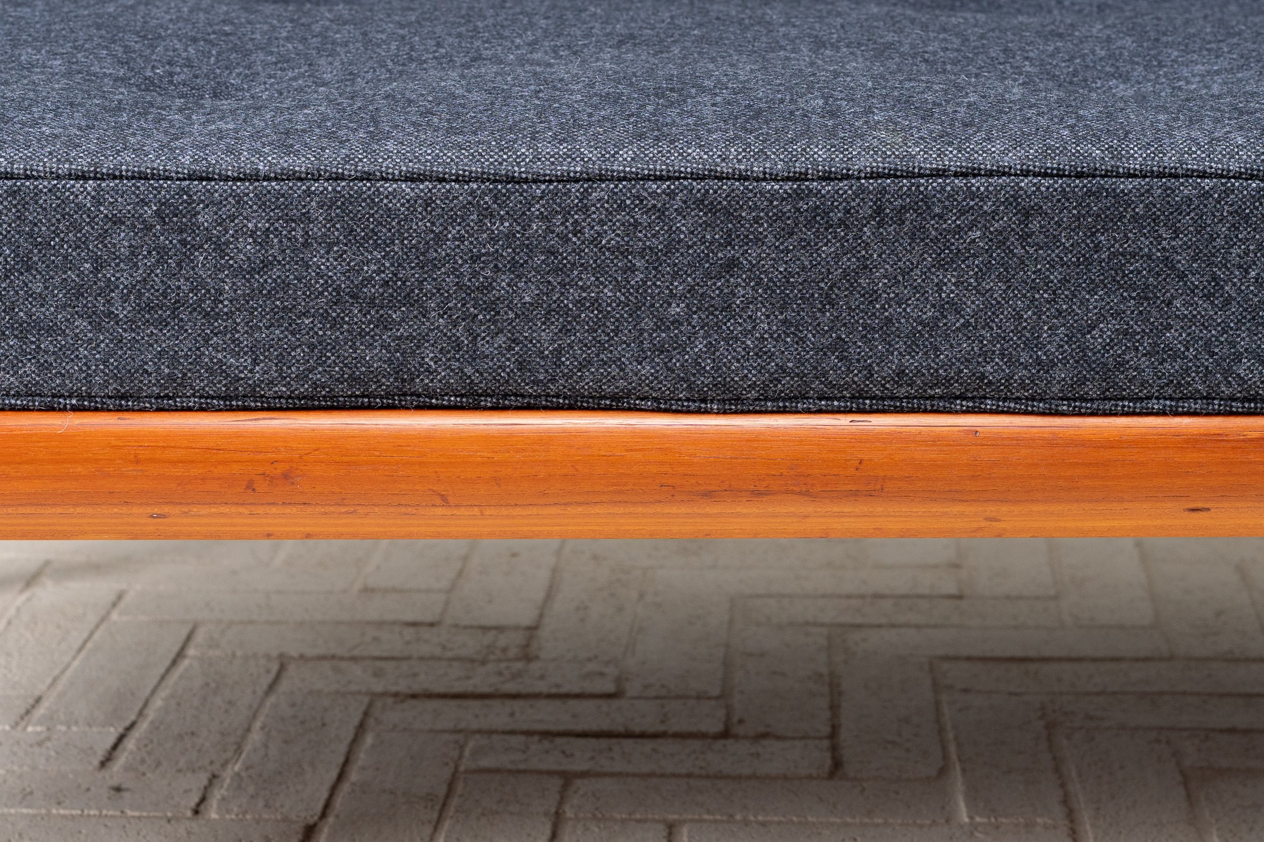 peter-hvidt-teak-daybed-resideinc-9.jpg