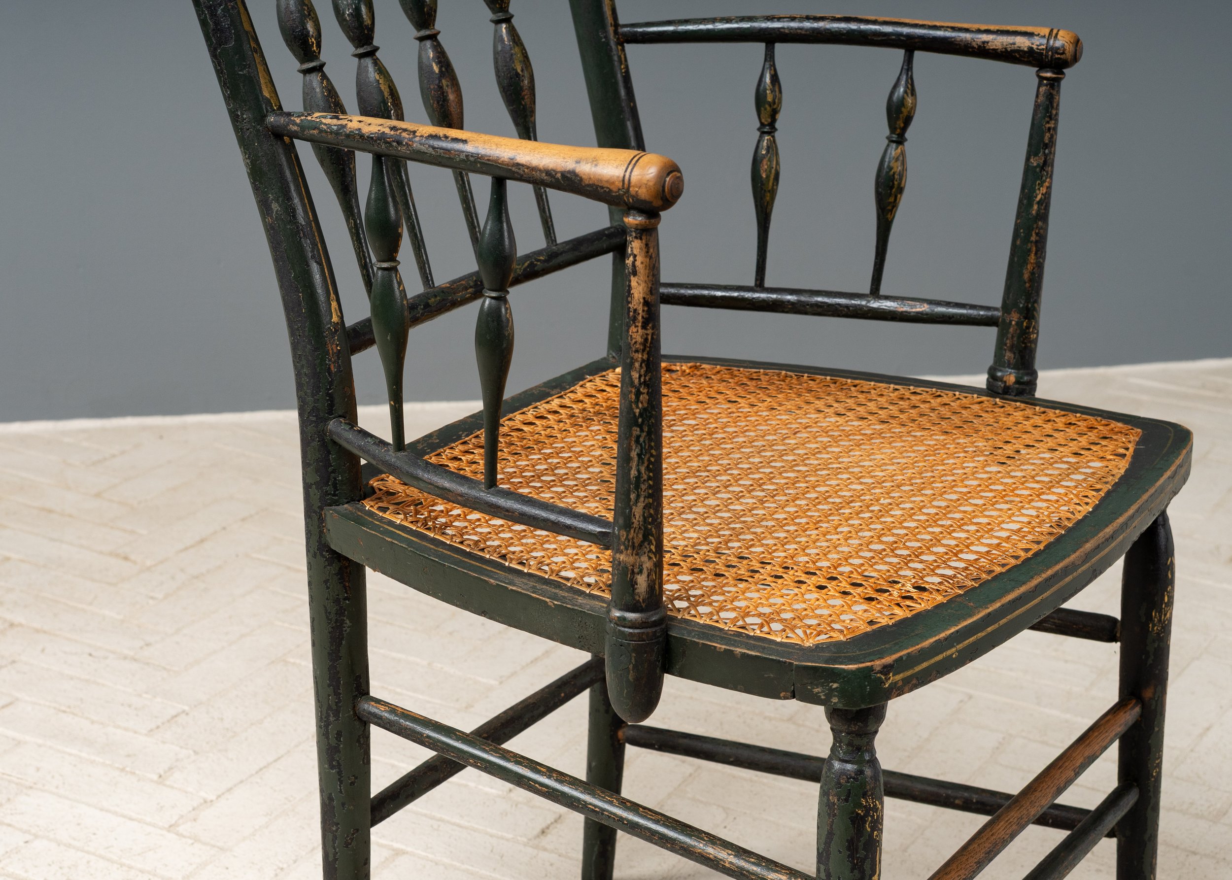 set-of-8-green-arts-crafts-dining-chairs-resideinc-19.jpg