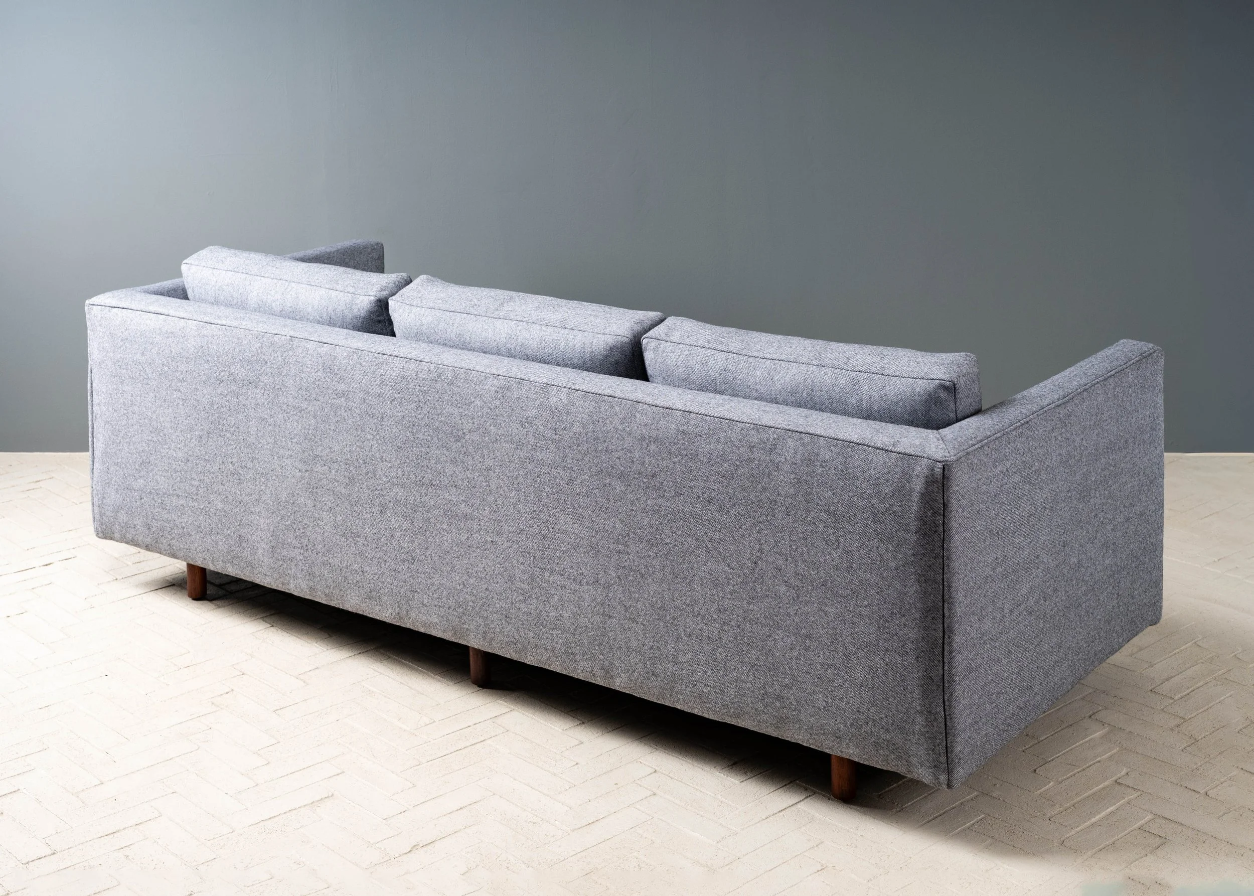 the-architects-collaborative-tuxedo-sofa-resideinc-12.jpg