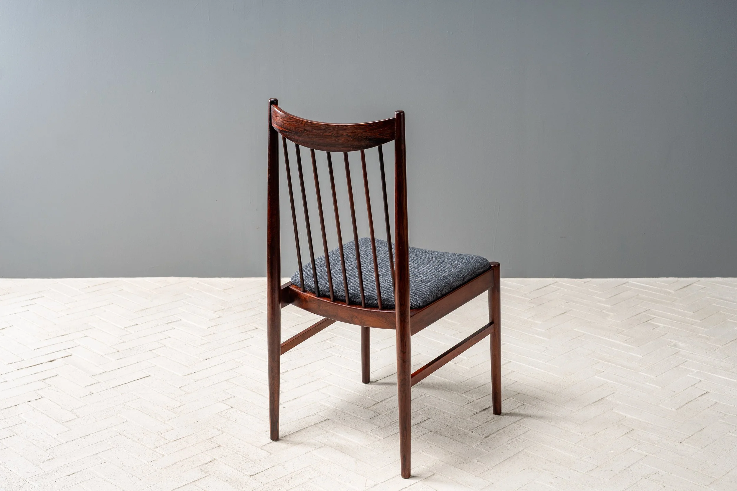 set-of-6-arne-vodder-rosewood-dining-chairs-resideinc-29.jpg