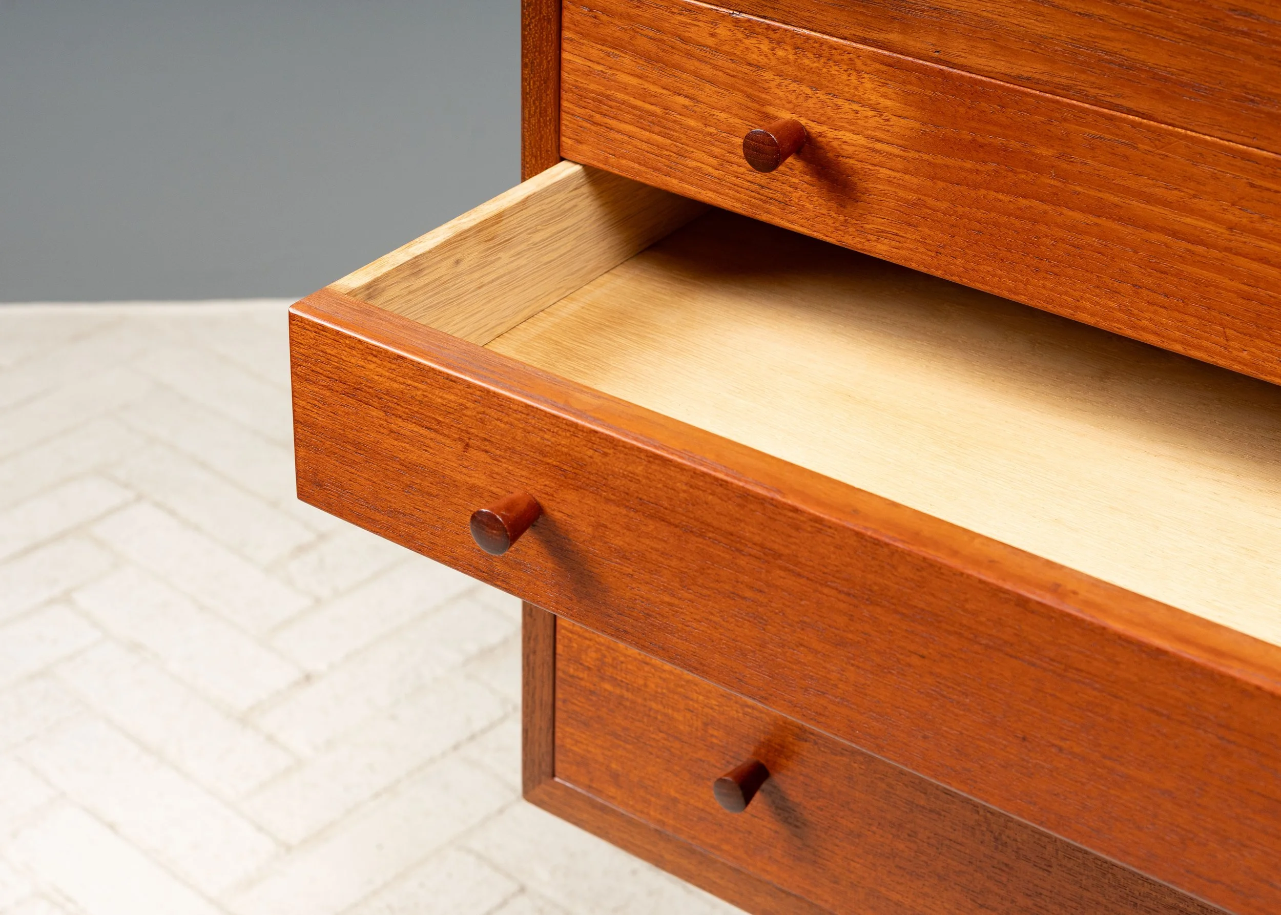 hans-j-wegner-teak-sideboard-resideinc-8.jpg