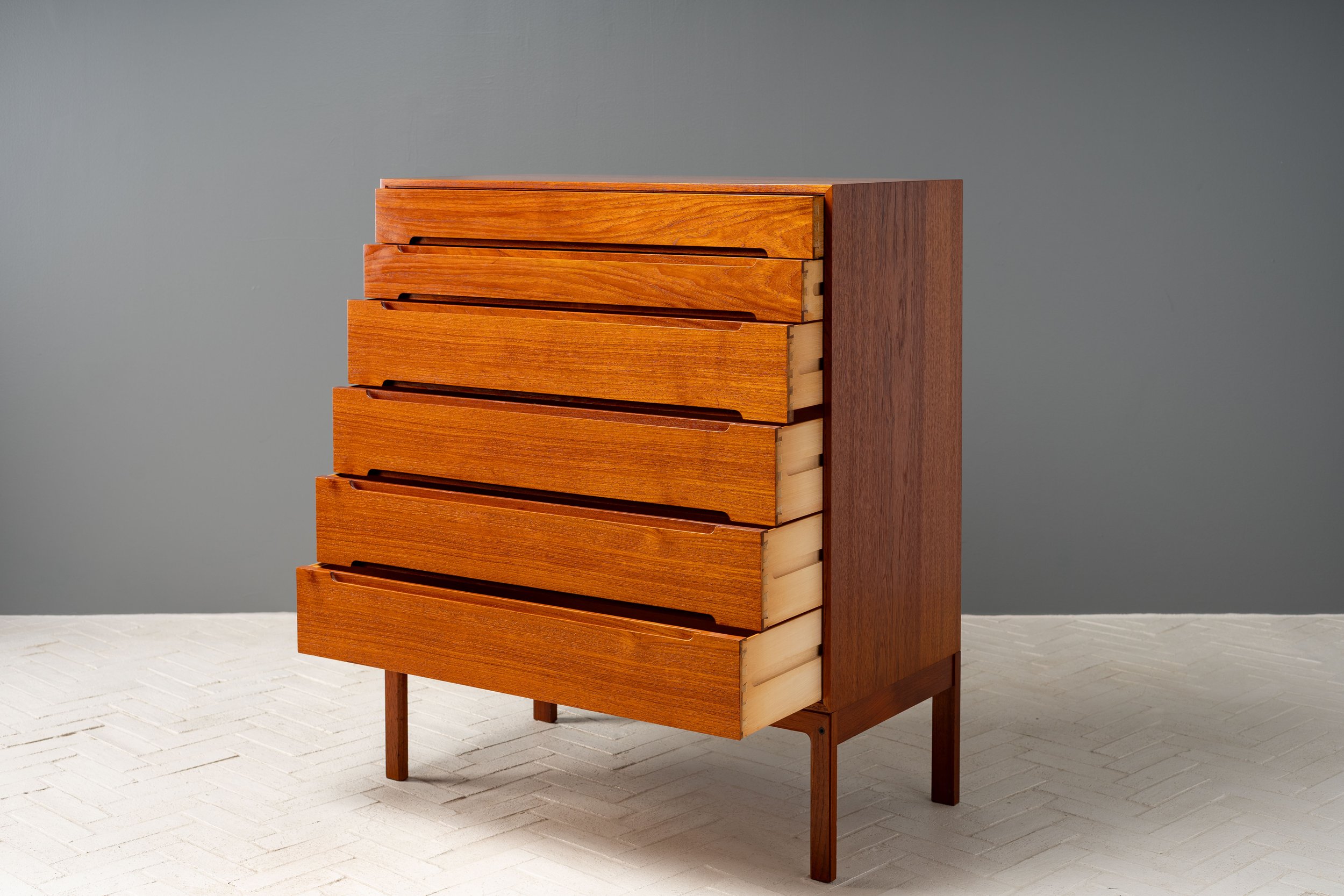 arne-wahl-iversen-teak-high-chest-resideinc-4.jpg