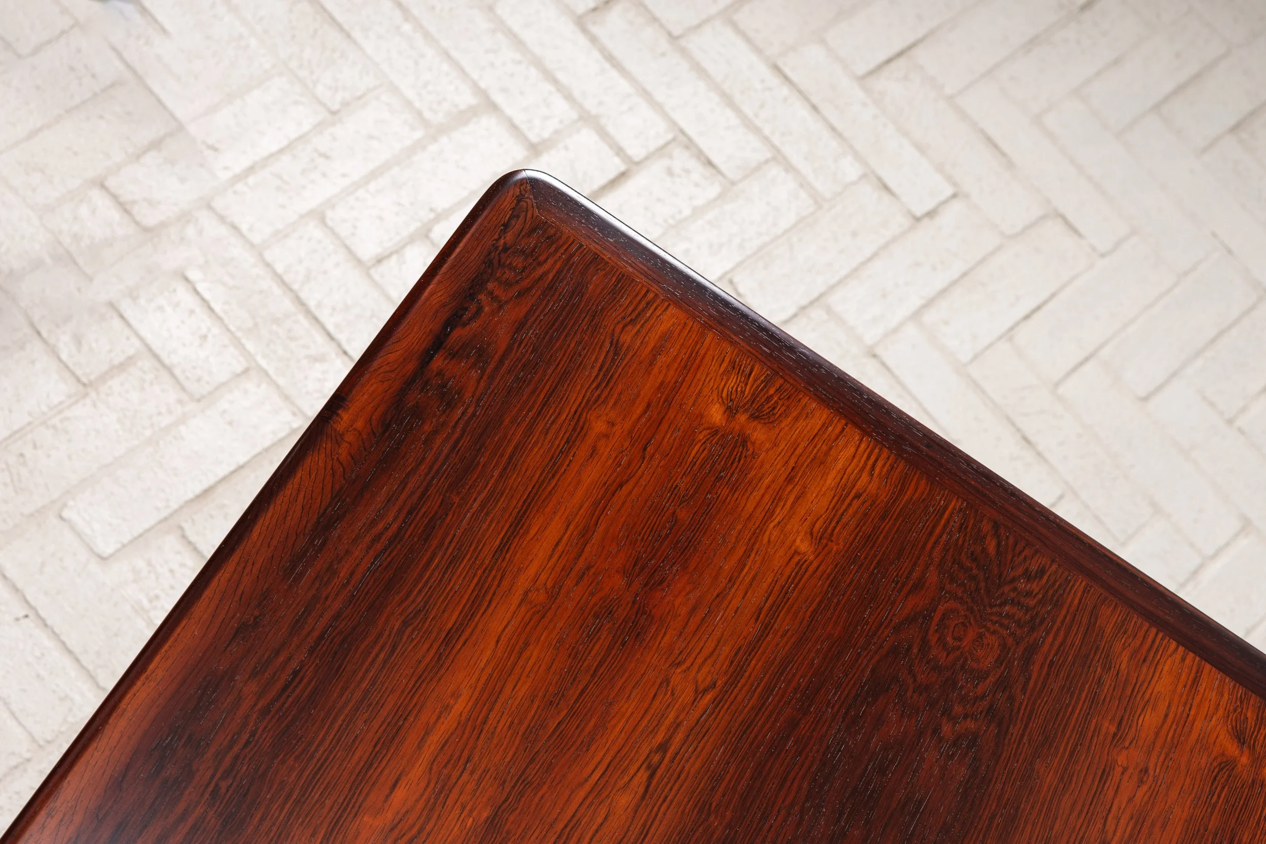danish-rosewood-dining-table-resideinc-18.jpg