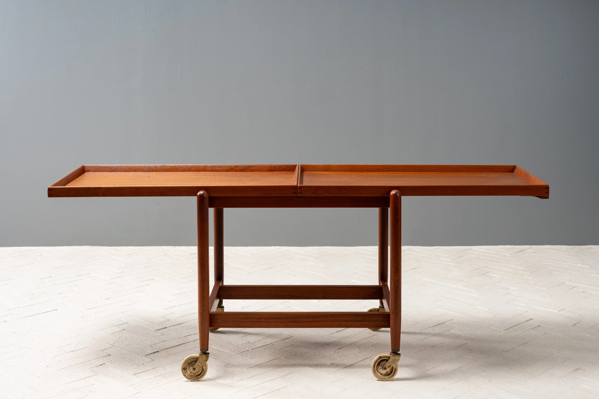 poul-hundevad-teak-bar-cart-aug2025-resideinc-16.jpg