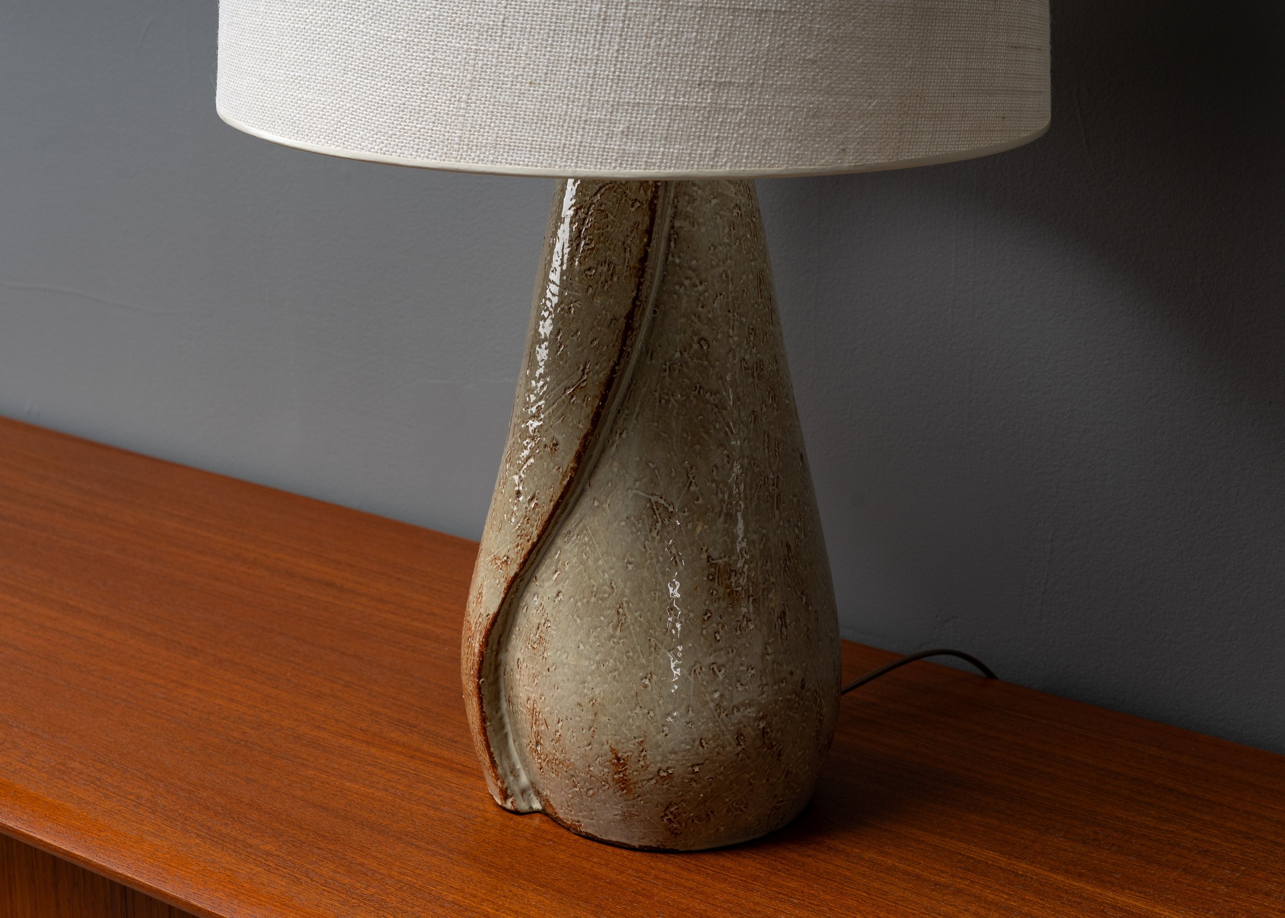eugene-deutch-biomorphic-table-lamp-resideinc-9.jpg