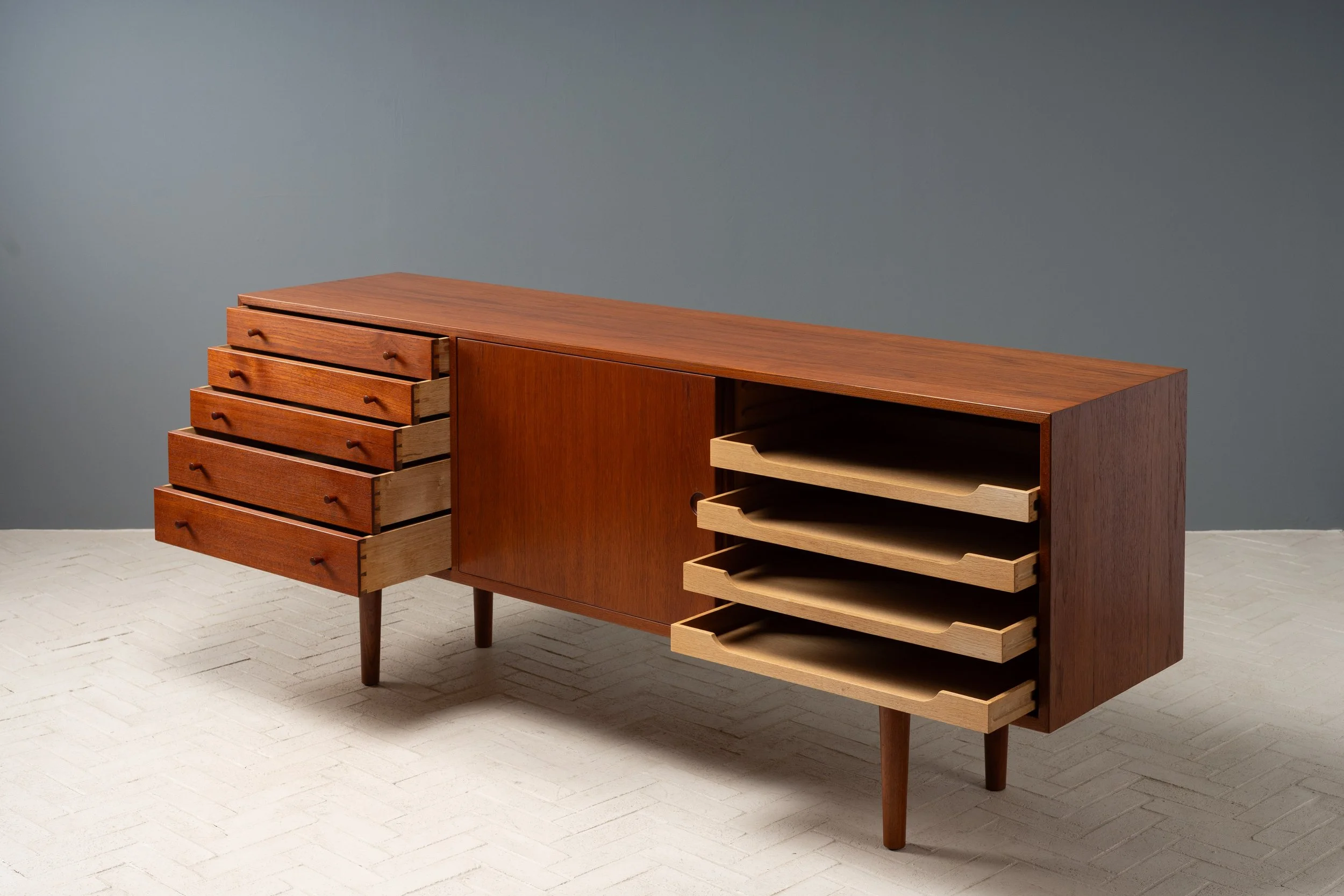 hans-j-wegner-teak-sideboard-resideinc-4.jpg