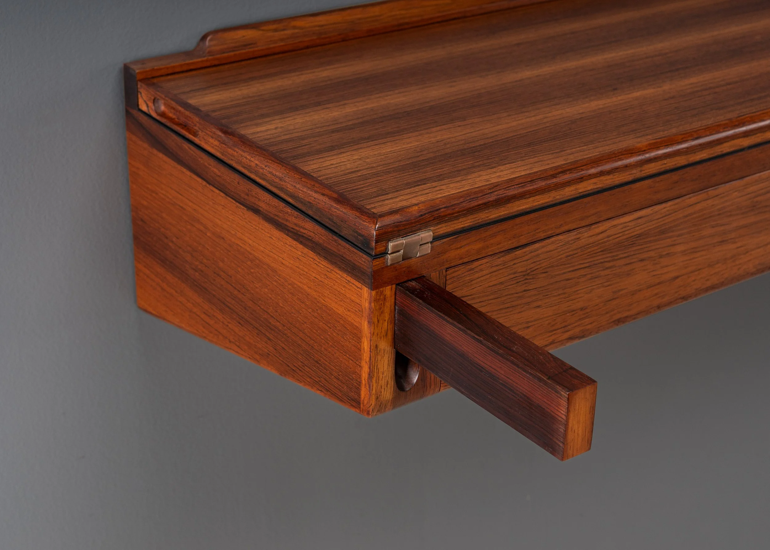 hovmand-olsen-rosewood-wall-mount-desk-resideinc-14.jpg