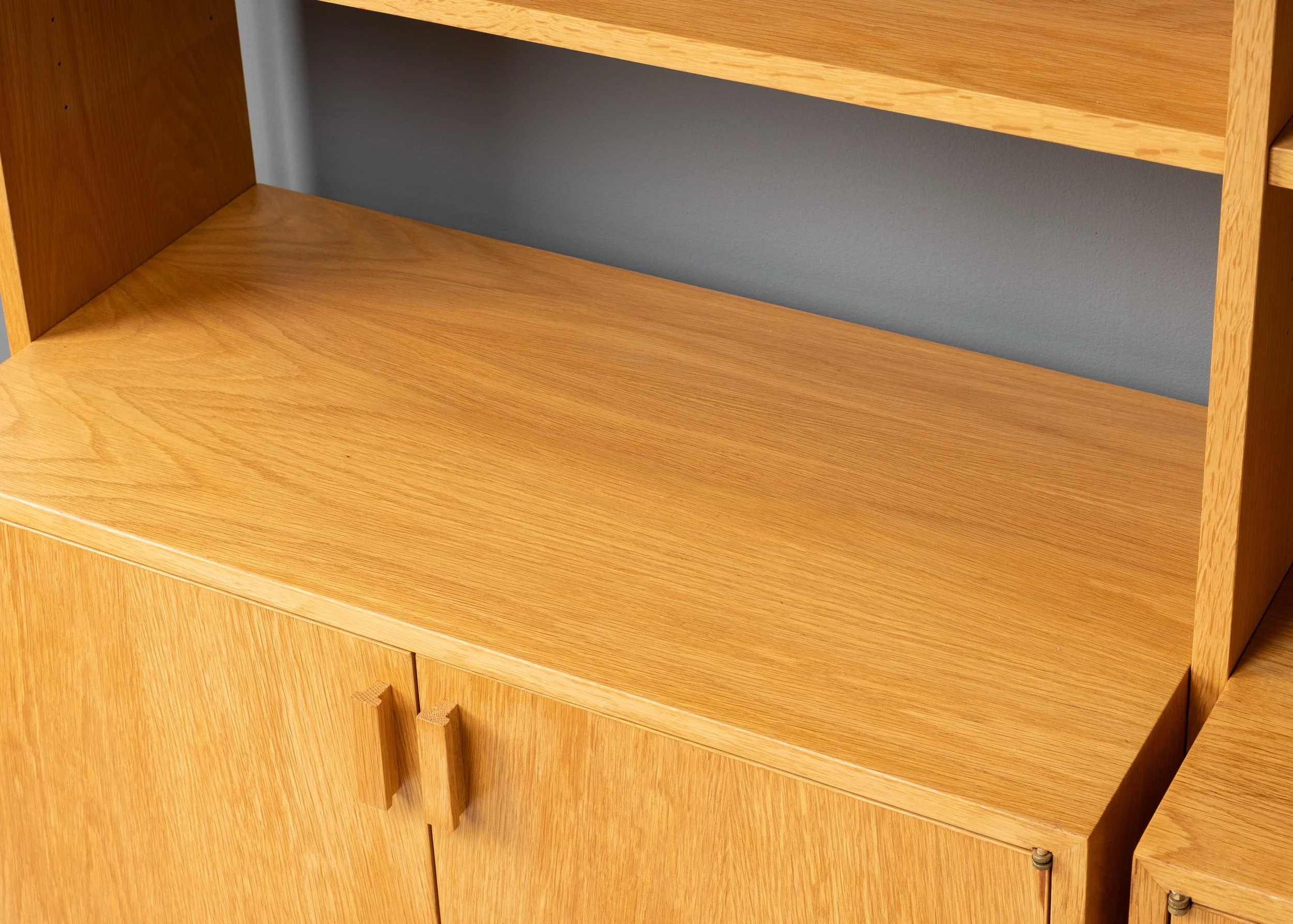 charles-webb-oak-wall-unit-resideinc-11.jpg
