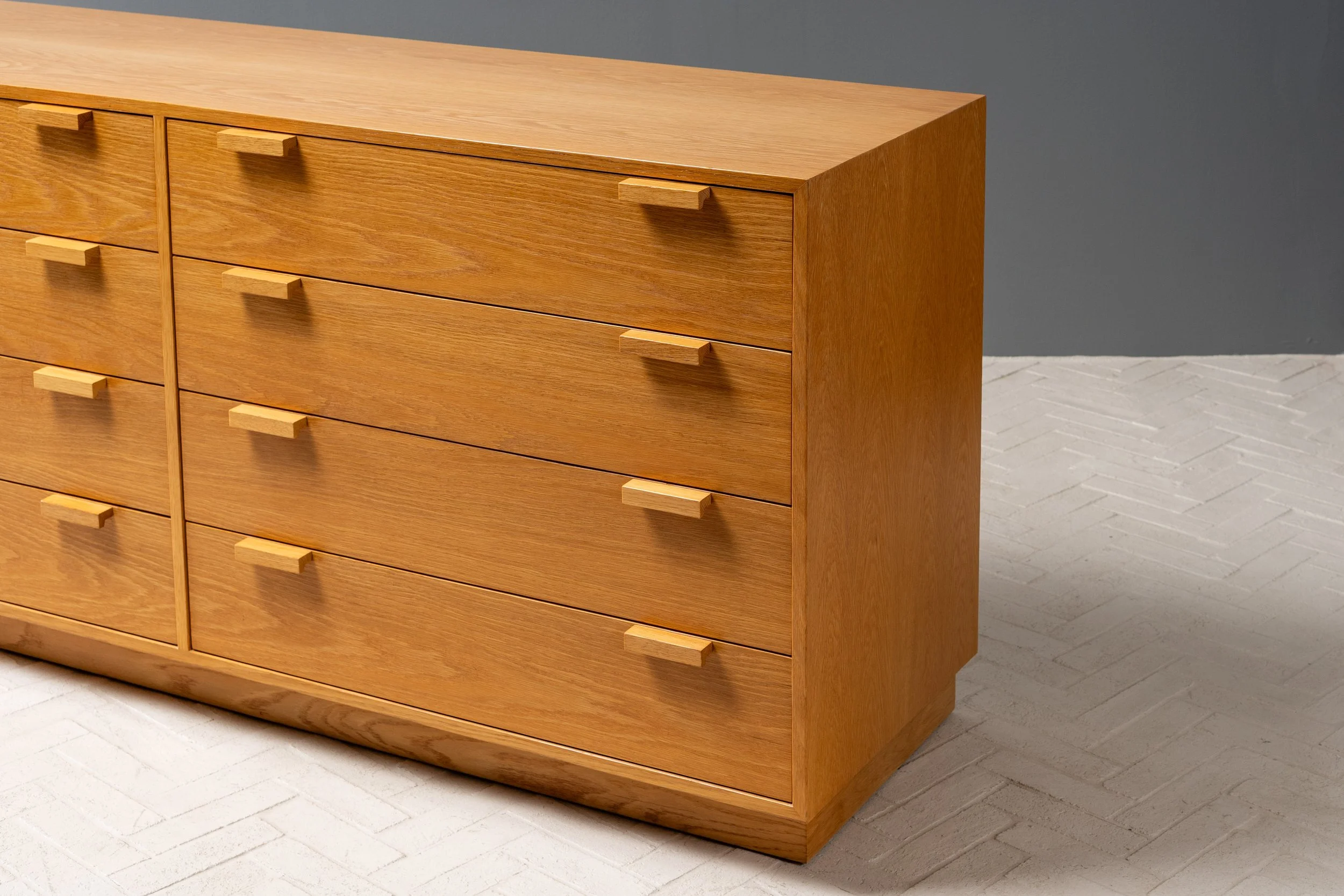 charles-webb-sixties-series-oak-bureau-aug2025-resideinc-14.jpg