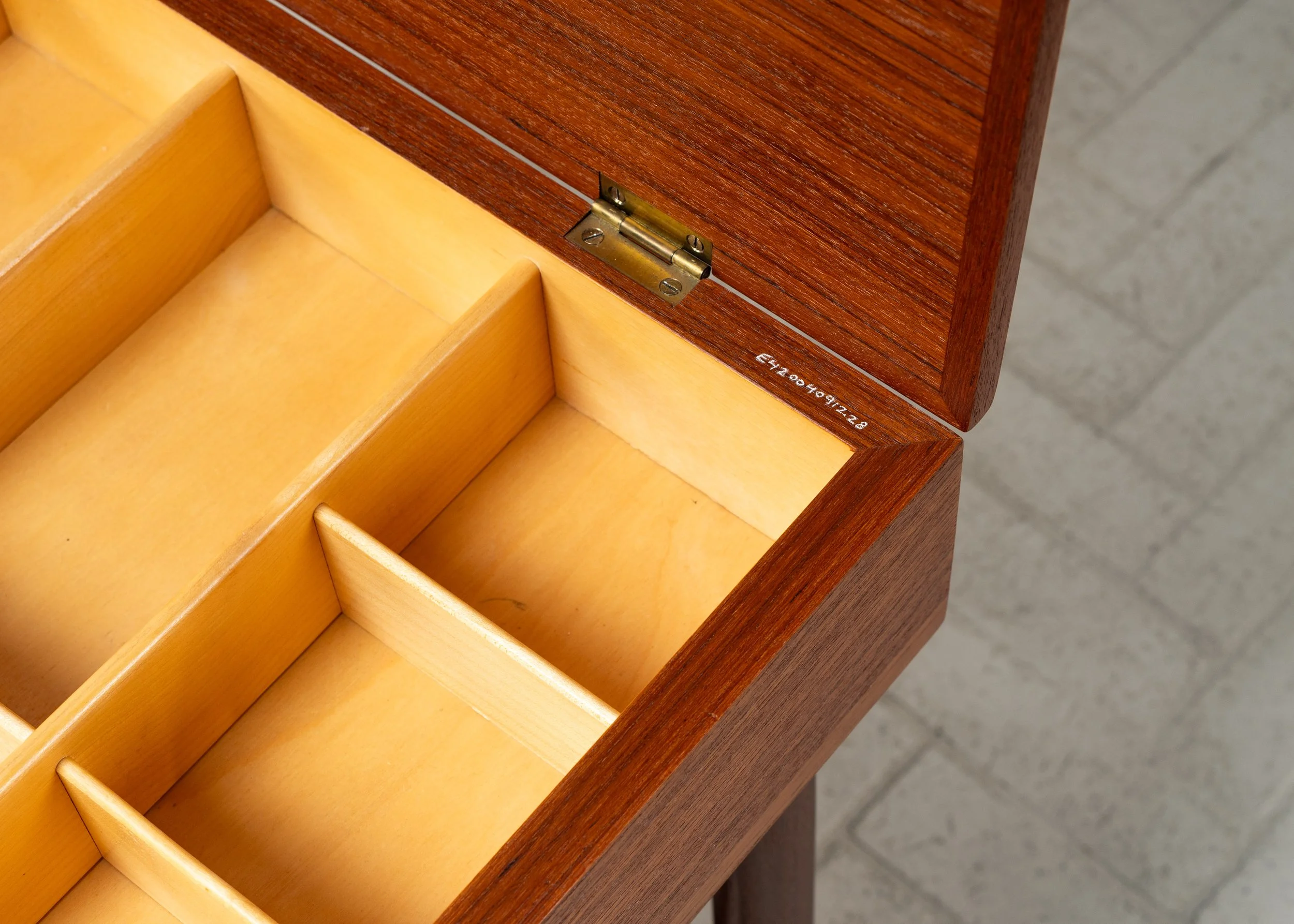 danish-teak-sewing-cart-resideinc-15.jpg