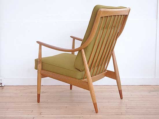 6722-2-Peter-Hvidt-Teak-Lounge-Chair.jpeg
