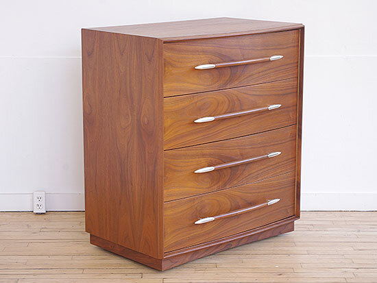 T.H. Robsjohn Gibbings Bureau