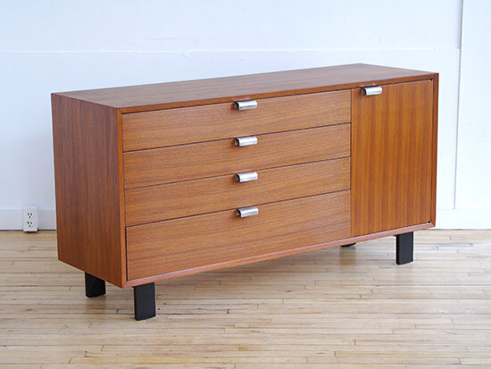 George Nelson Sideboard