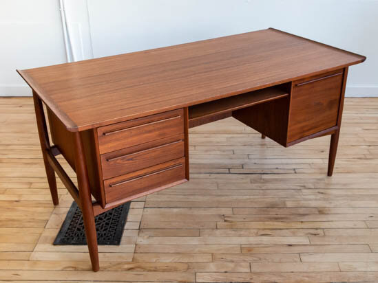 Arne Vodder Teak Executive Desk