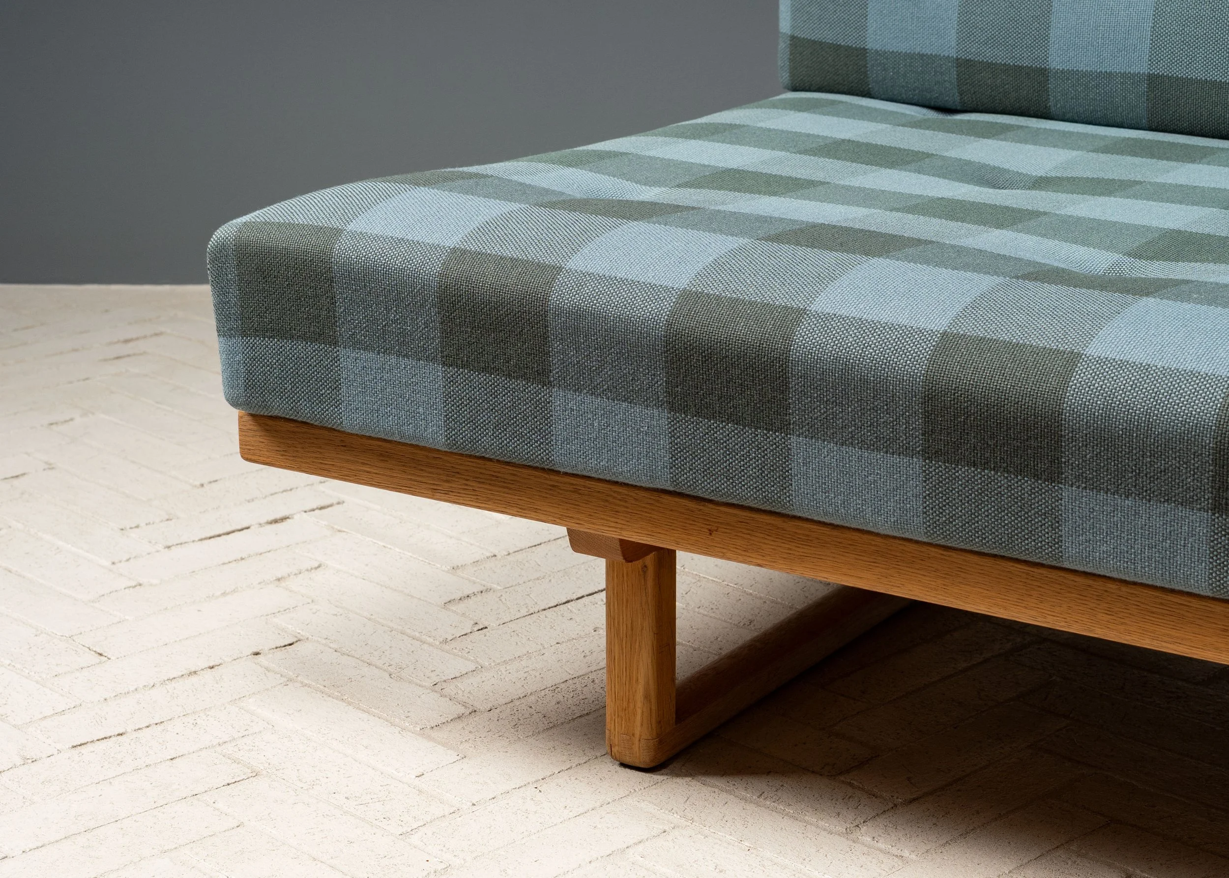borge-mogensen-oak-daybed-resideinc-7.jpg