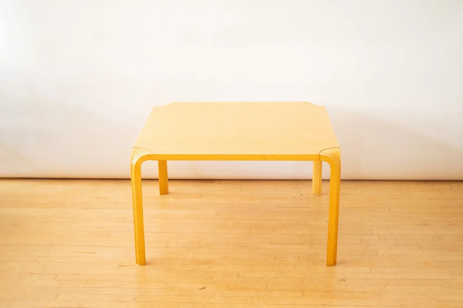 International Shipping Charge — Aalto Table